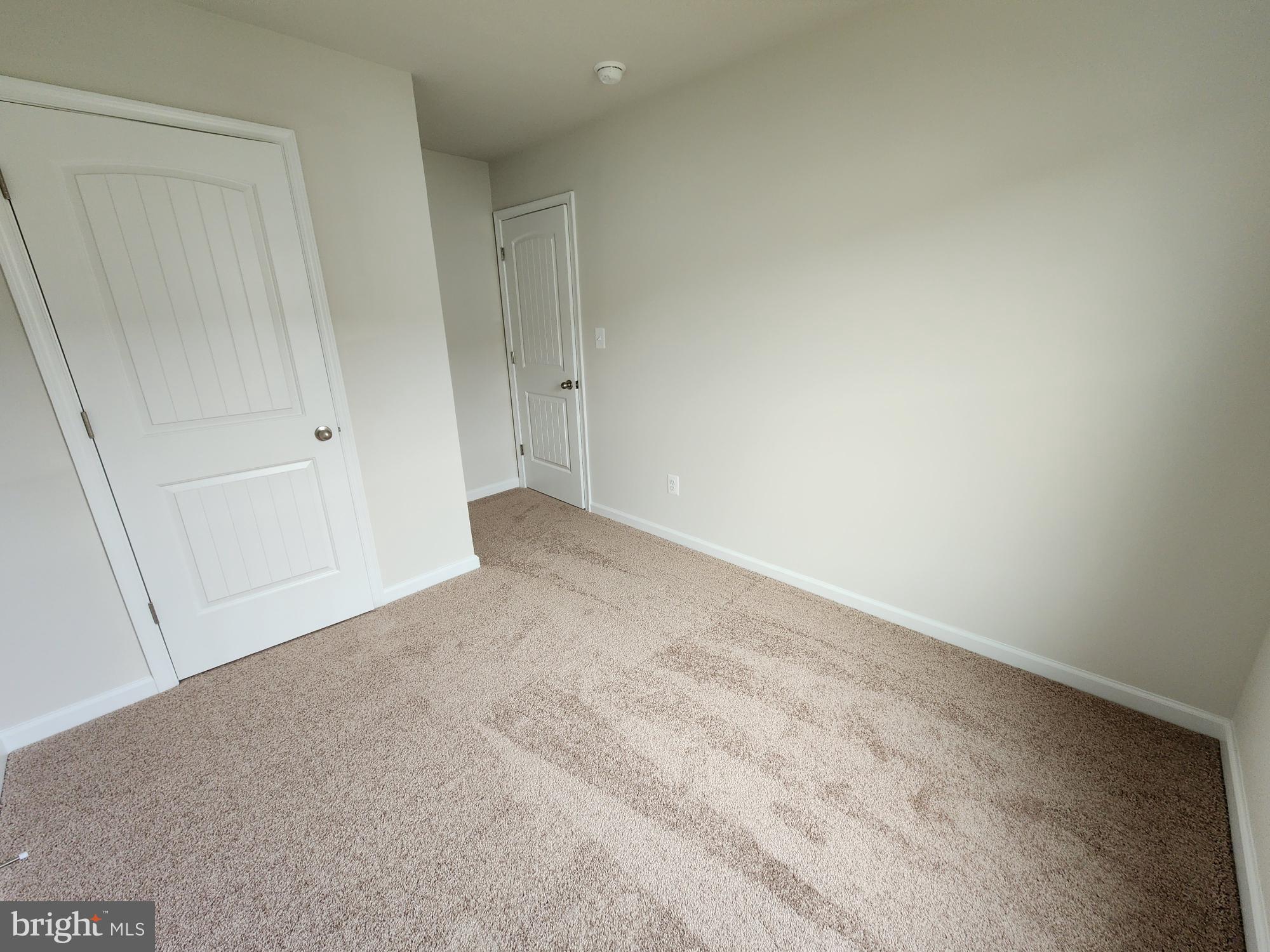 HOMEPLACE AT RIVERSIDE - Residential Lease