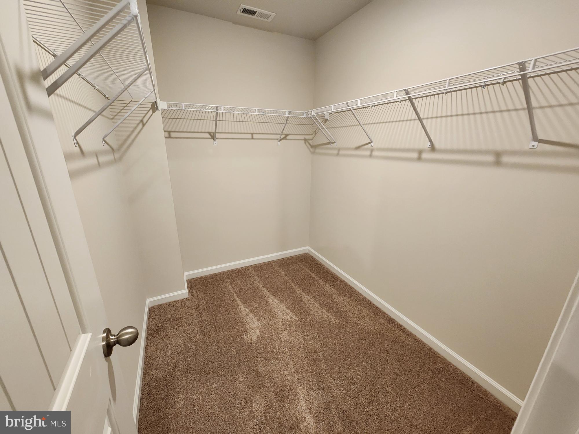 HOMEPLACE AT RIVERSIDE - Residential Lease