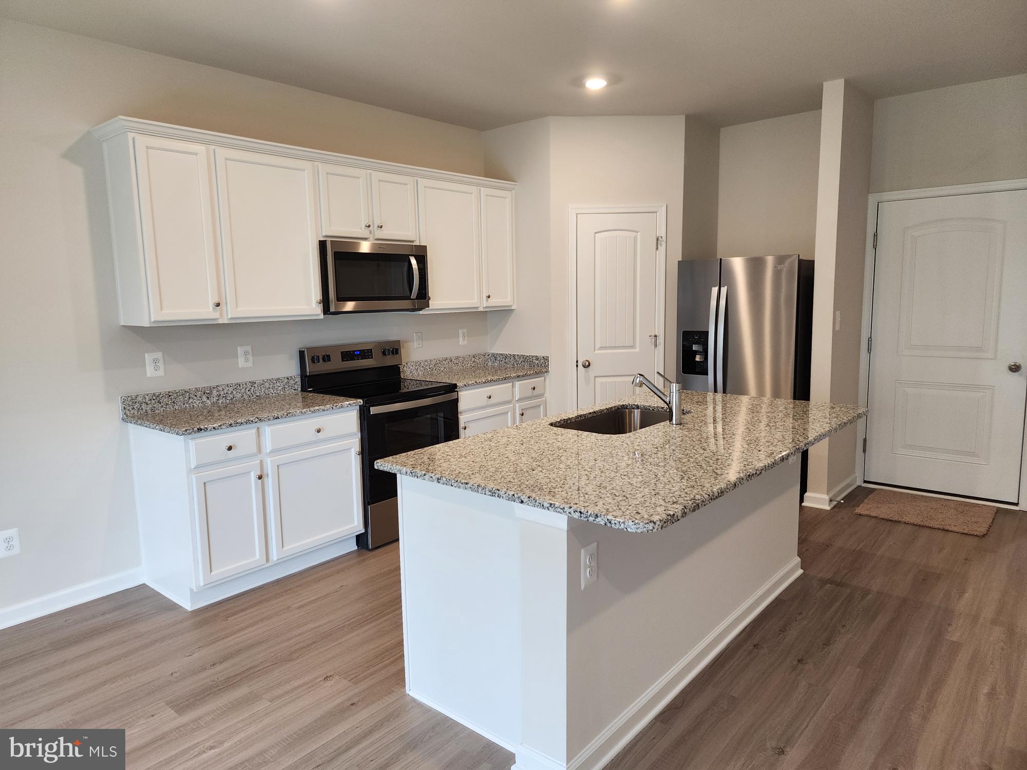 HOMEPLACE AT RIVERSIDE - Residential Lease