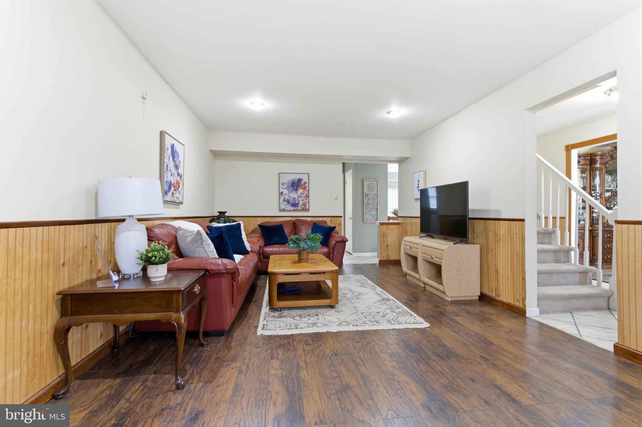 744 FAIRBRIDGE DRIVE