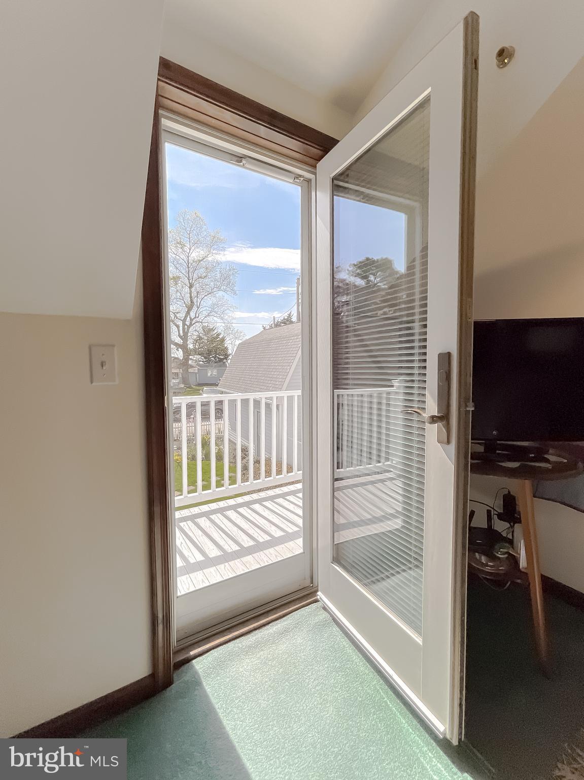 MCKAYS BEACH - Residential