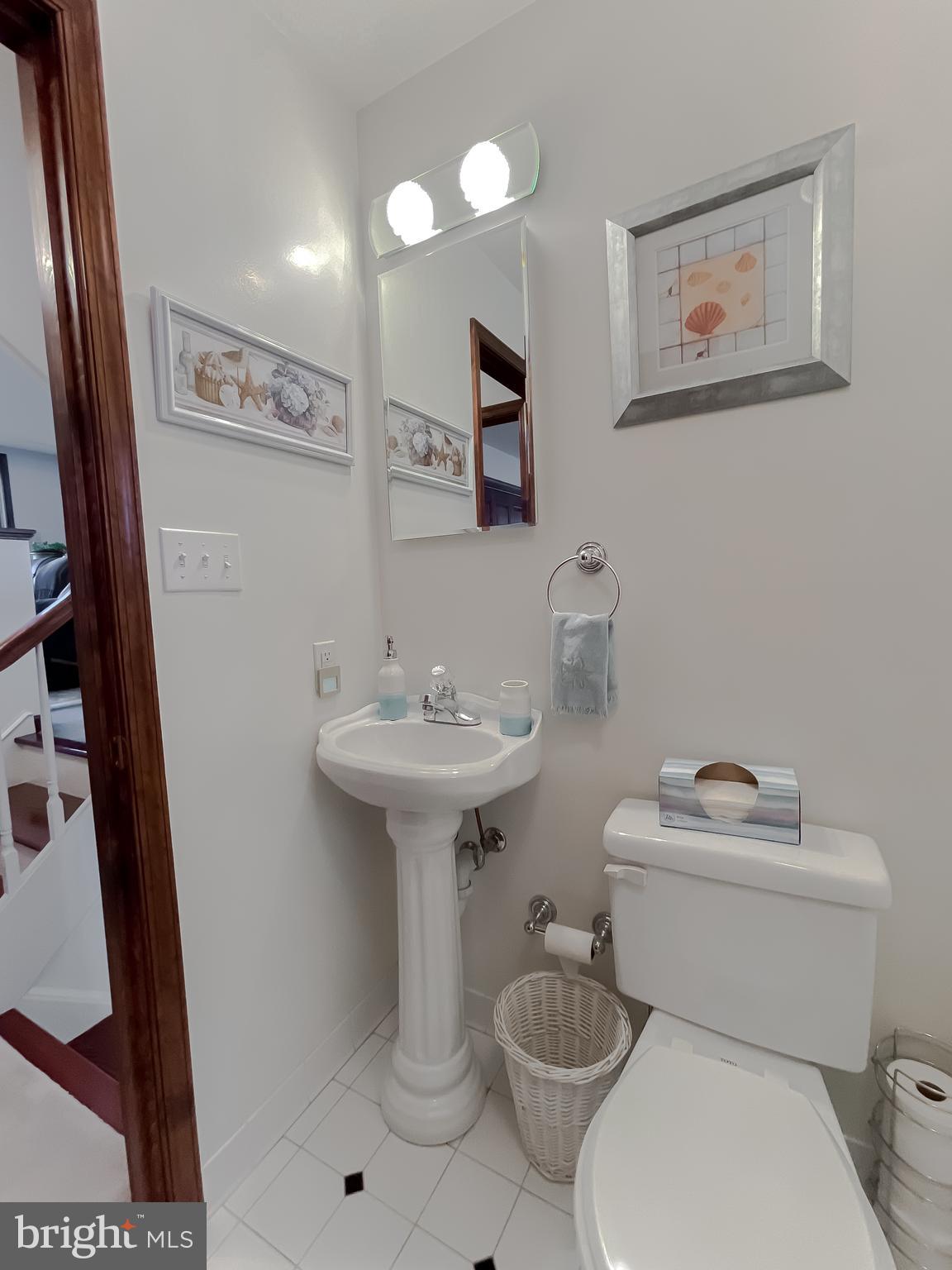 MCKAYS BEACH - Residential