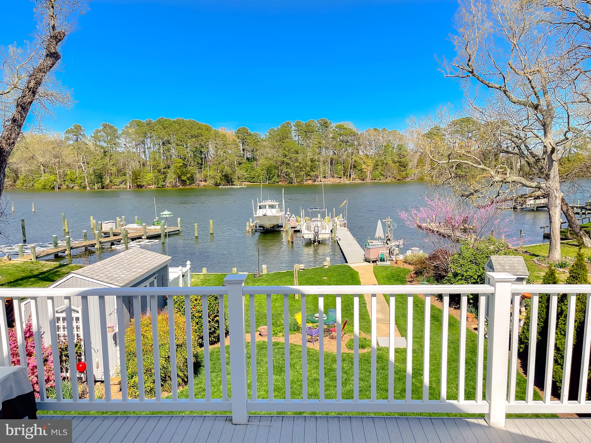 MCKAYS BEACH - Residential