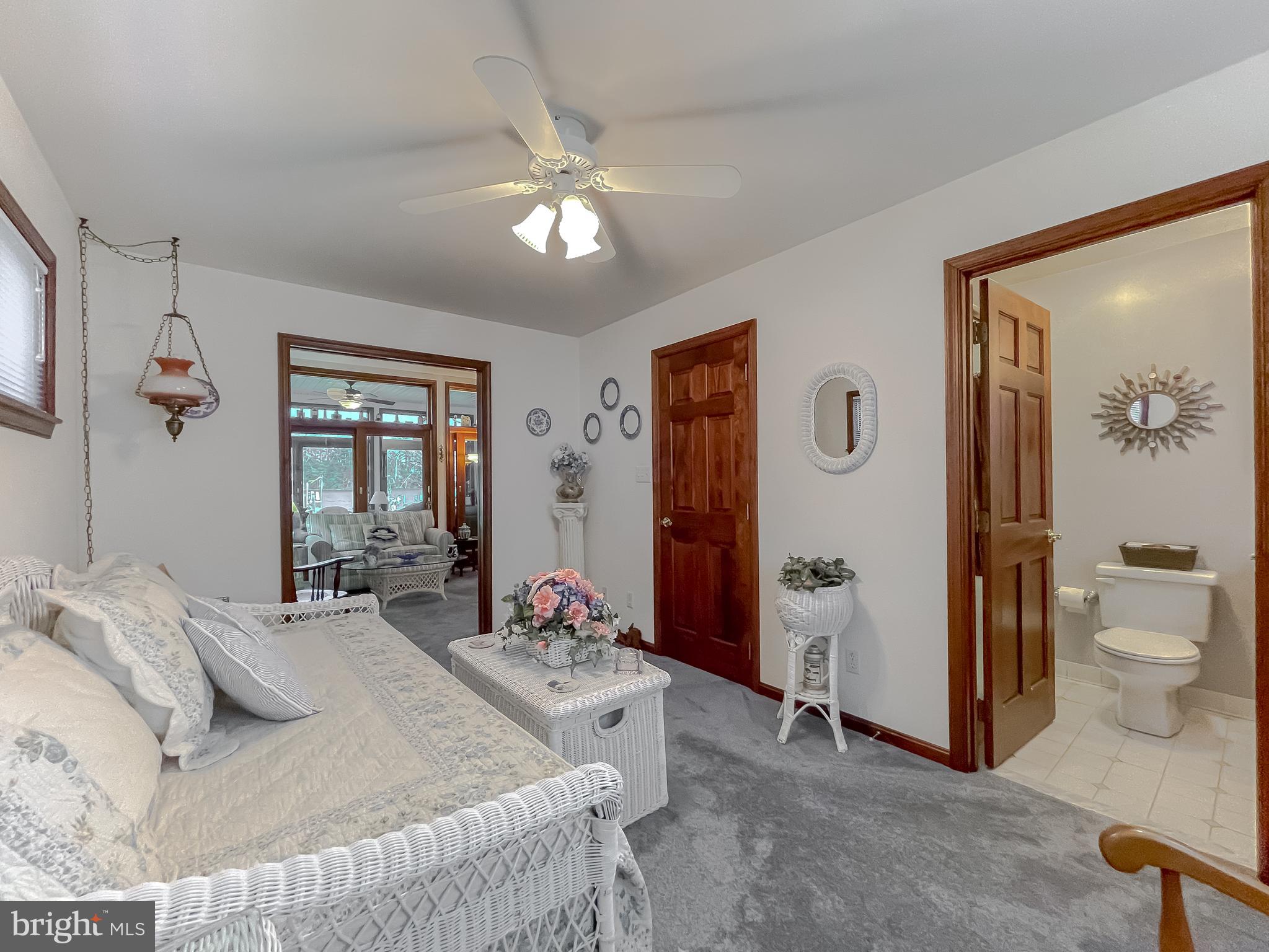 MCKAYS BEACH - Residential