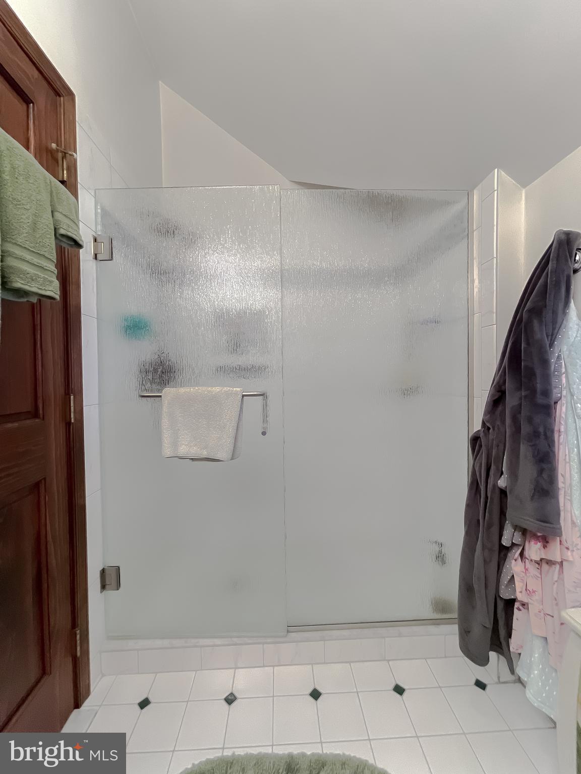 MCKAYS BEACH - Residential