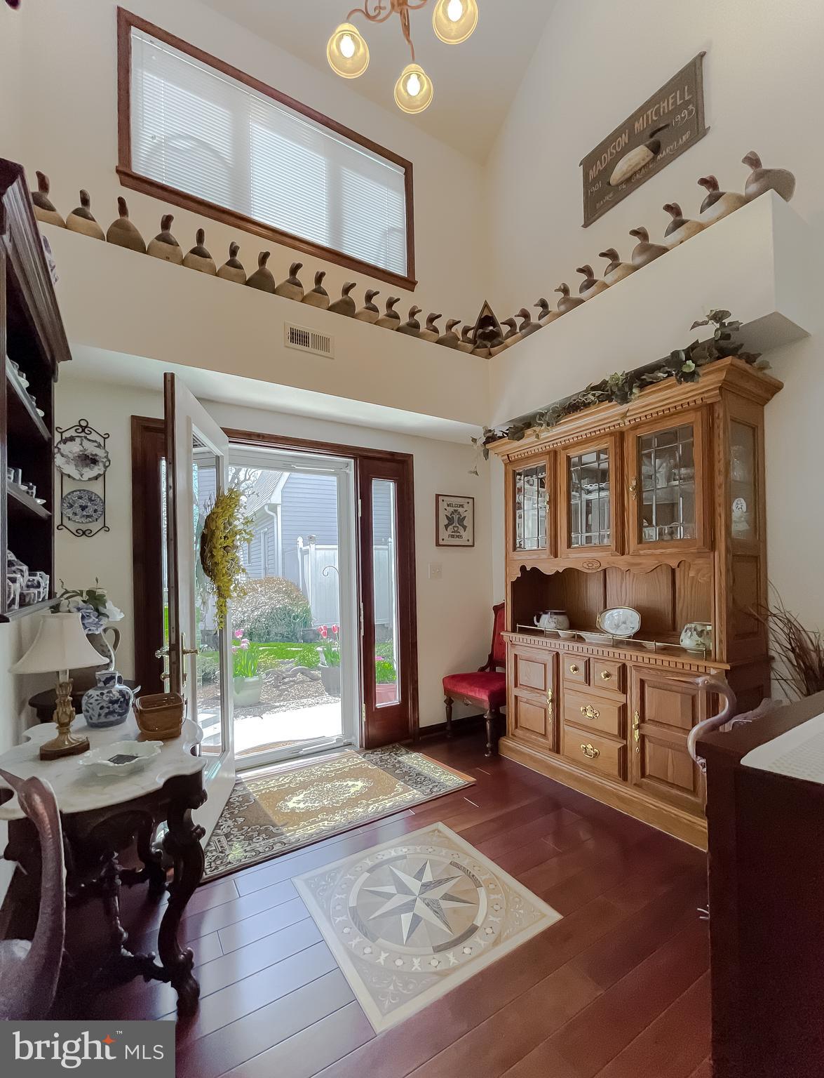 MCKAYS BEACH - Residential