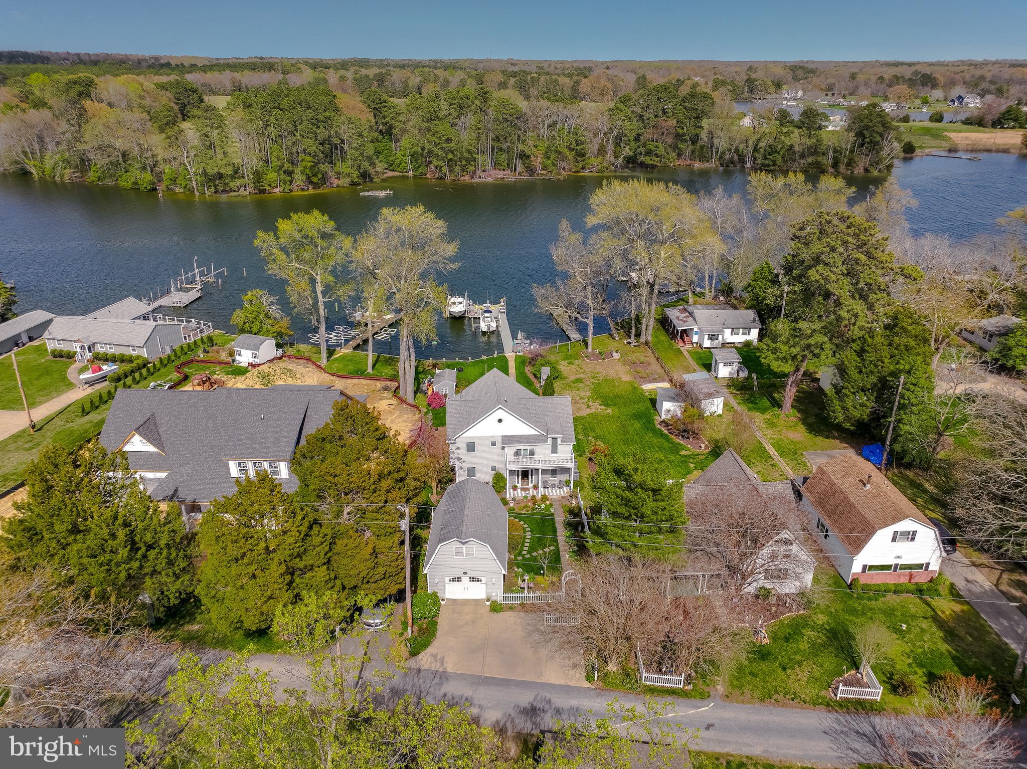 MCKAYS BEACH - Residential