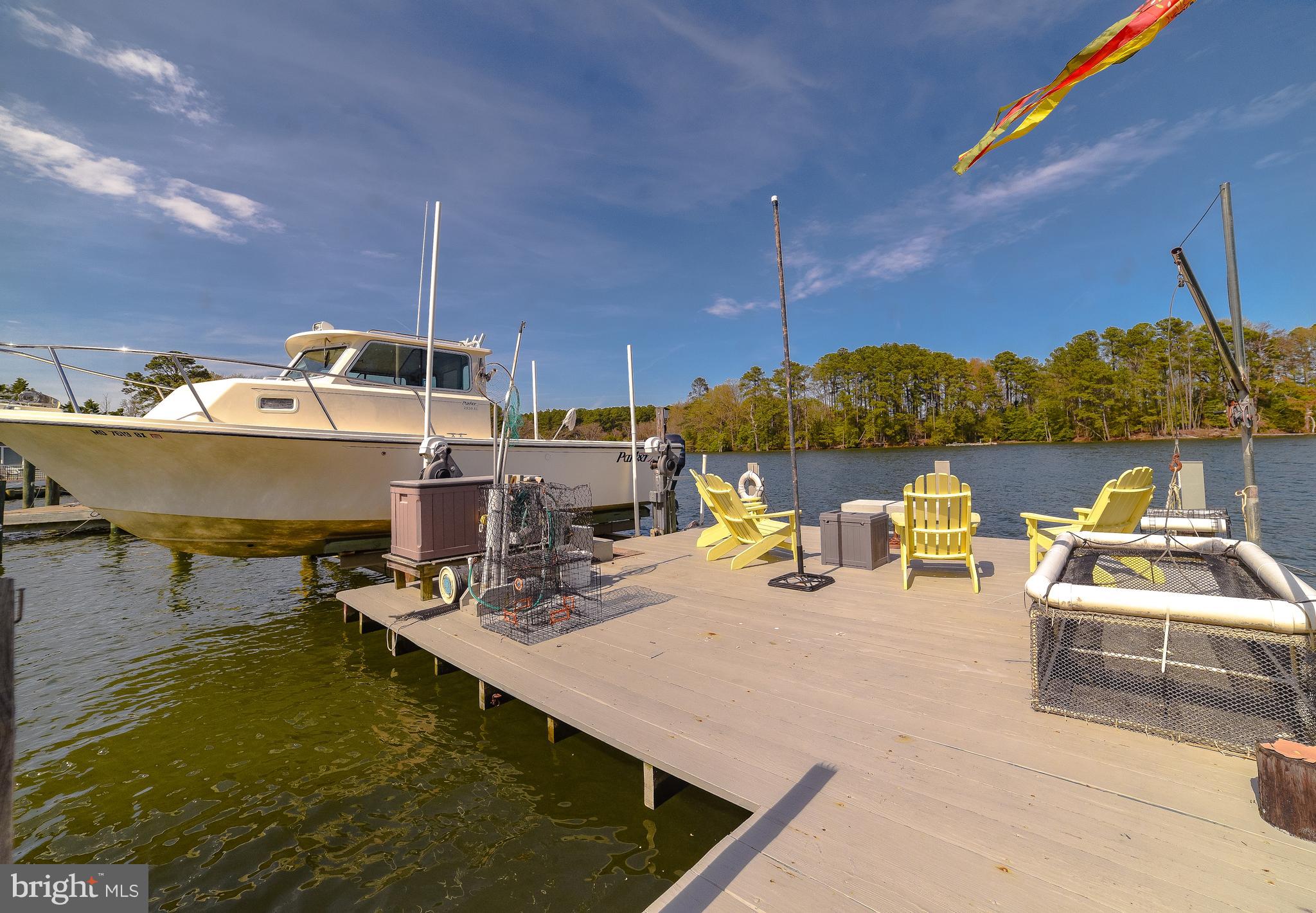 MCKAYS BEACH - Residential