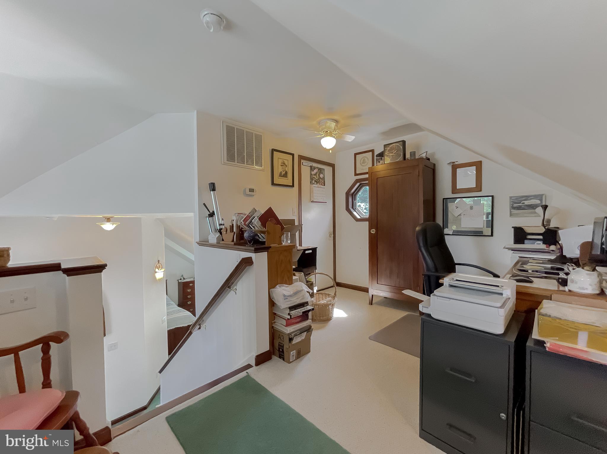 MCKAYS BEACH - Residential