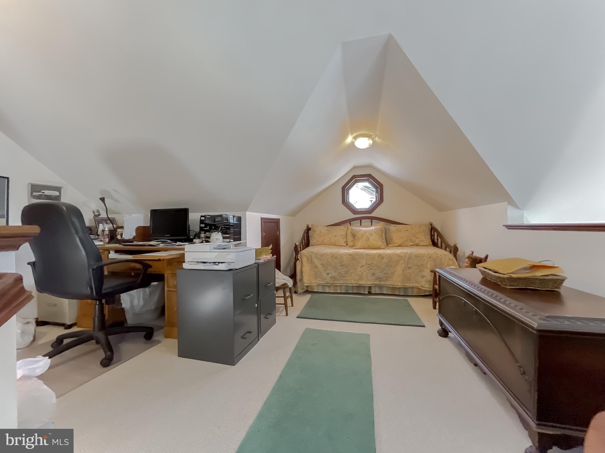 MCKAYS BEACH - Residential