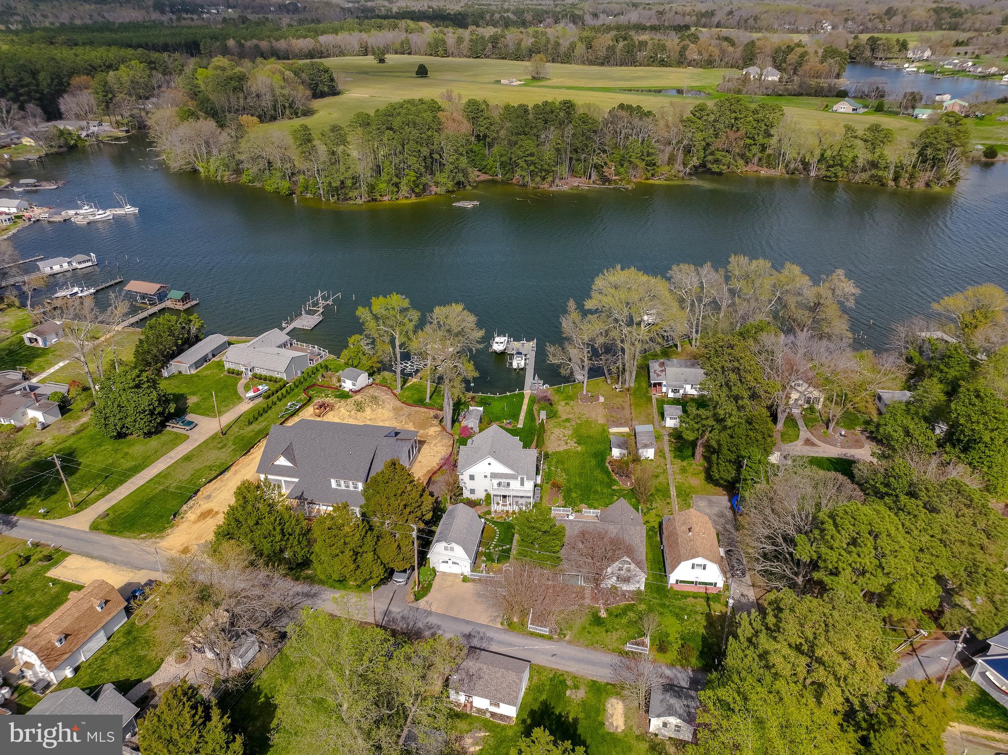 MCKAYS BEACH - Residential