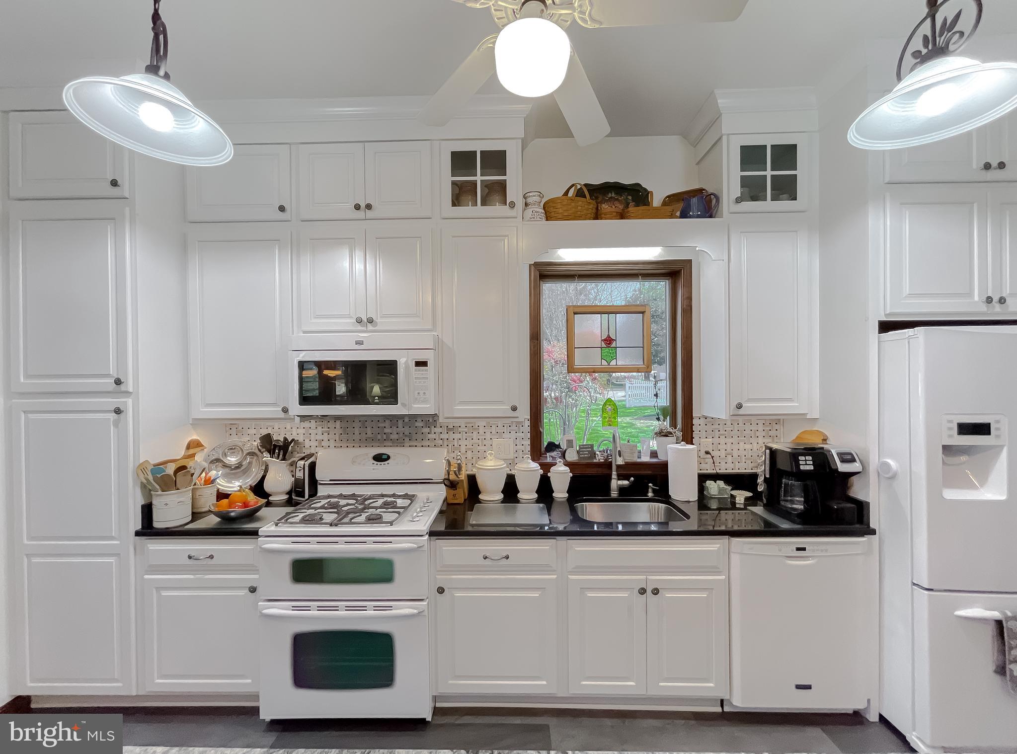 MCKAYS BEACH - Residential