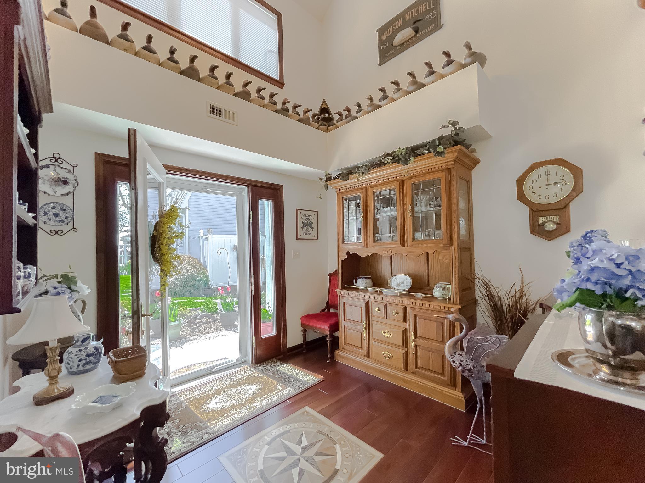 MCKAYS BEACH - Residential