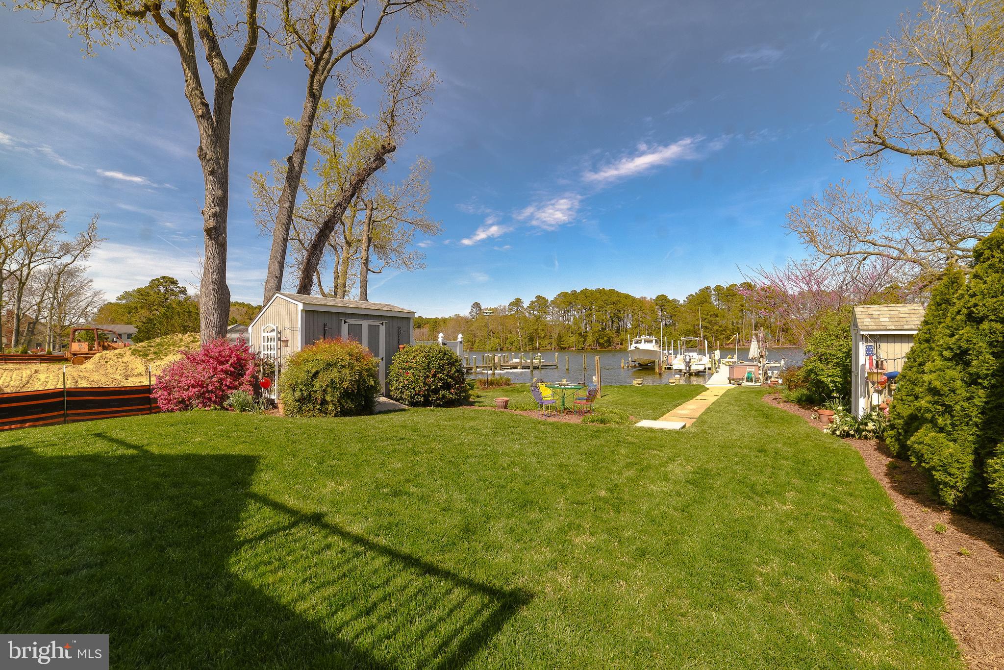 MCKAYS BEACH - Residential