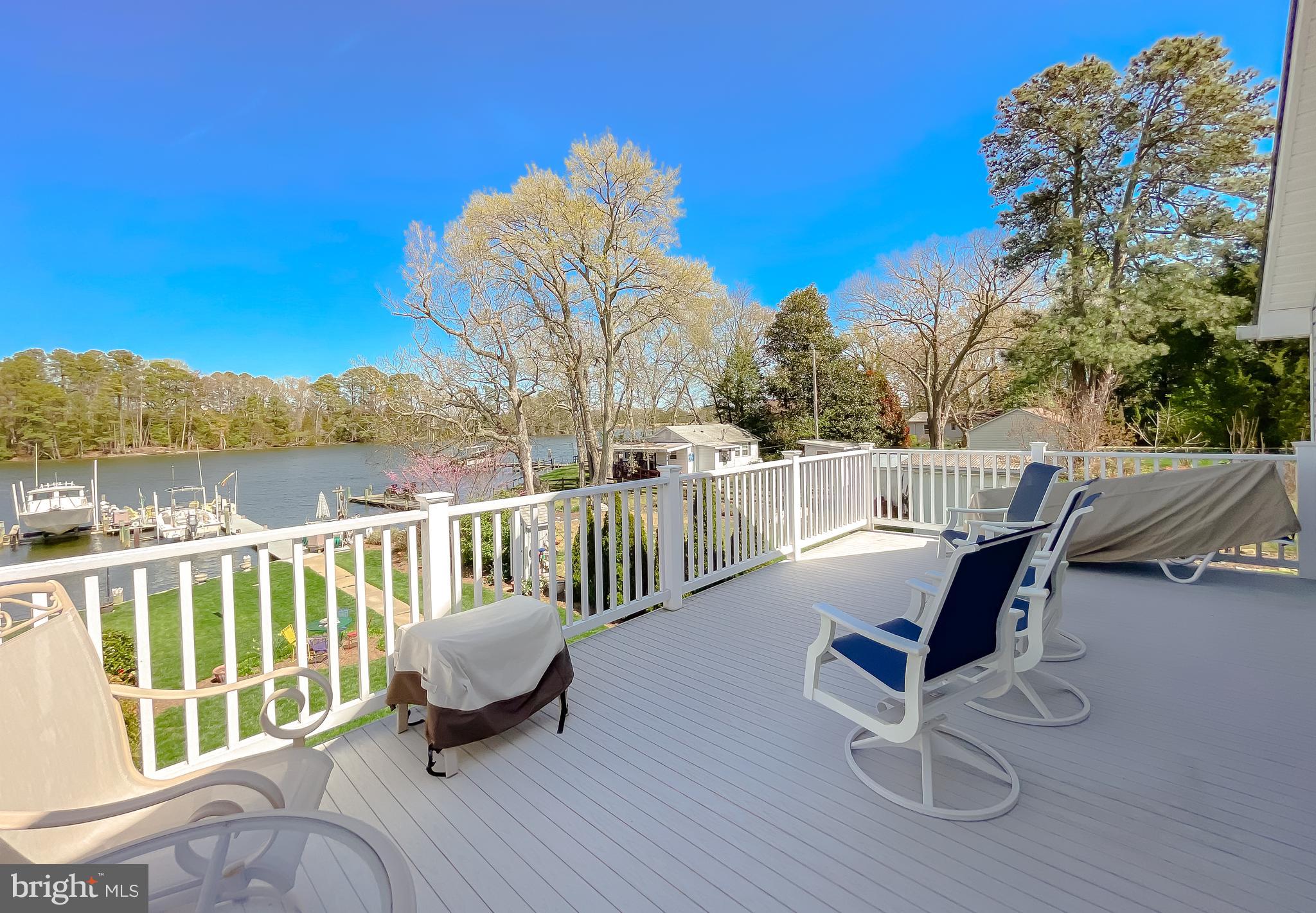 MCKAYS BEACH - Residential