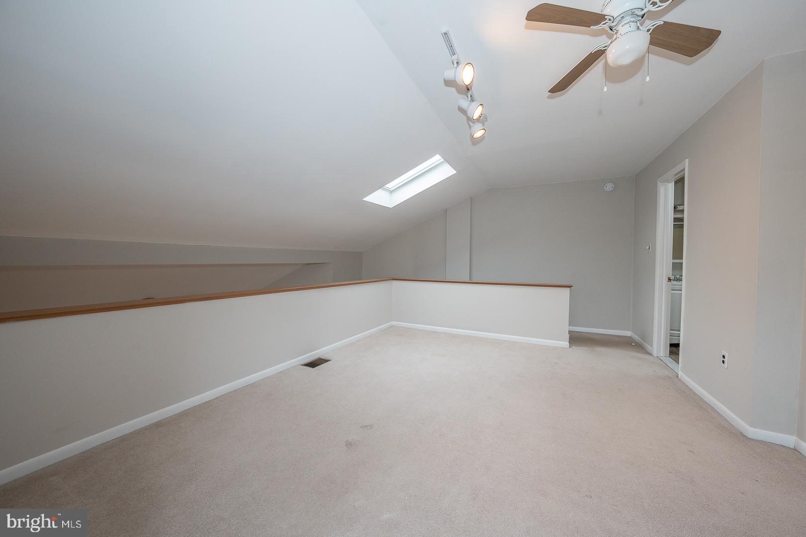 HICKORY HILL - Residential