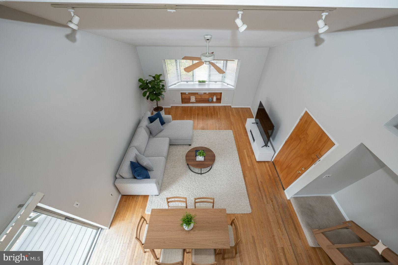 HICKORY HILL - Residential