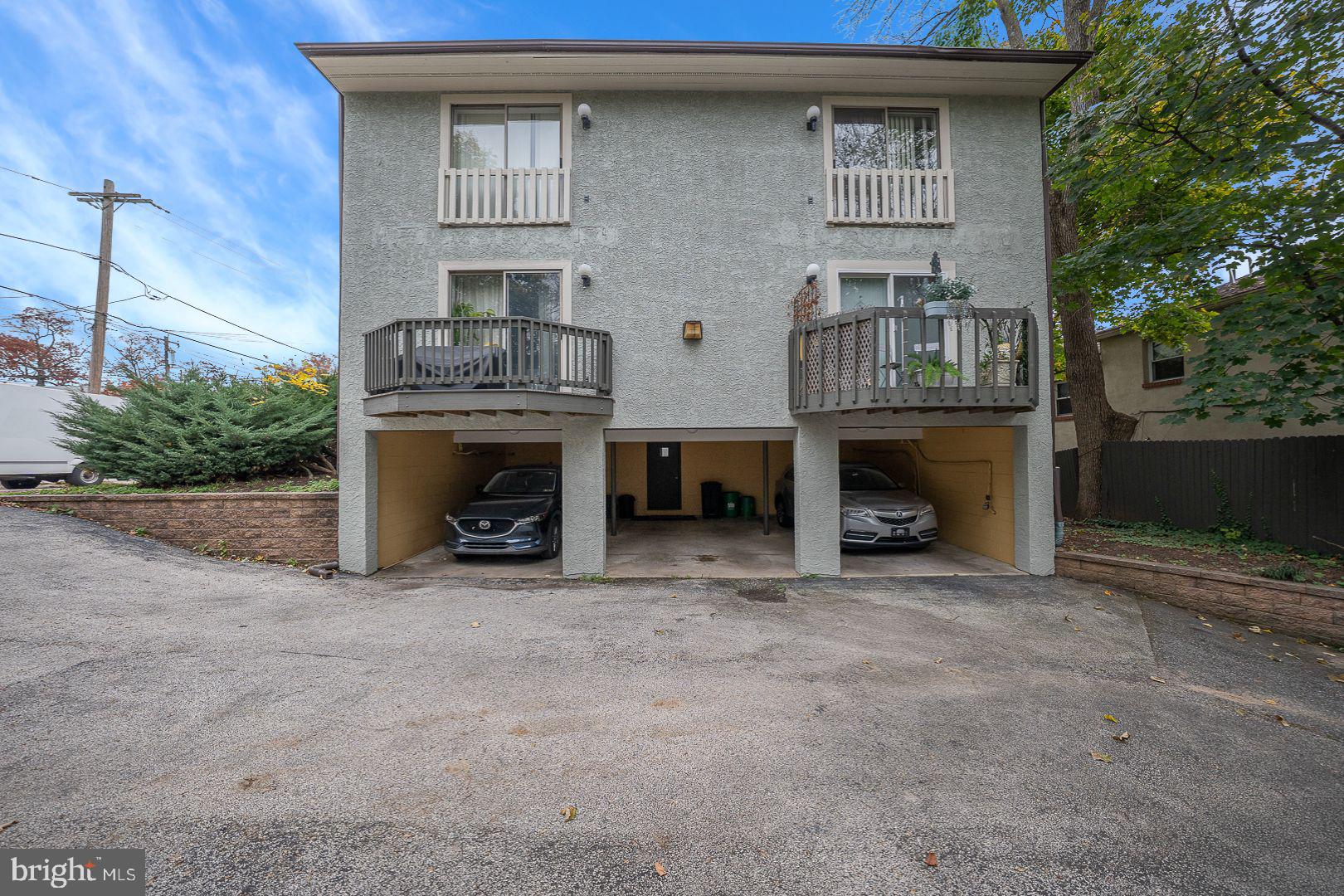 HICKORY HILL - Residential