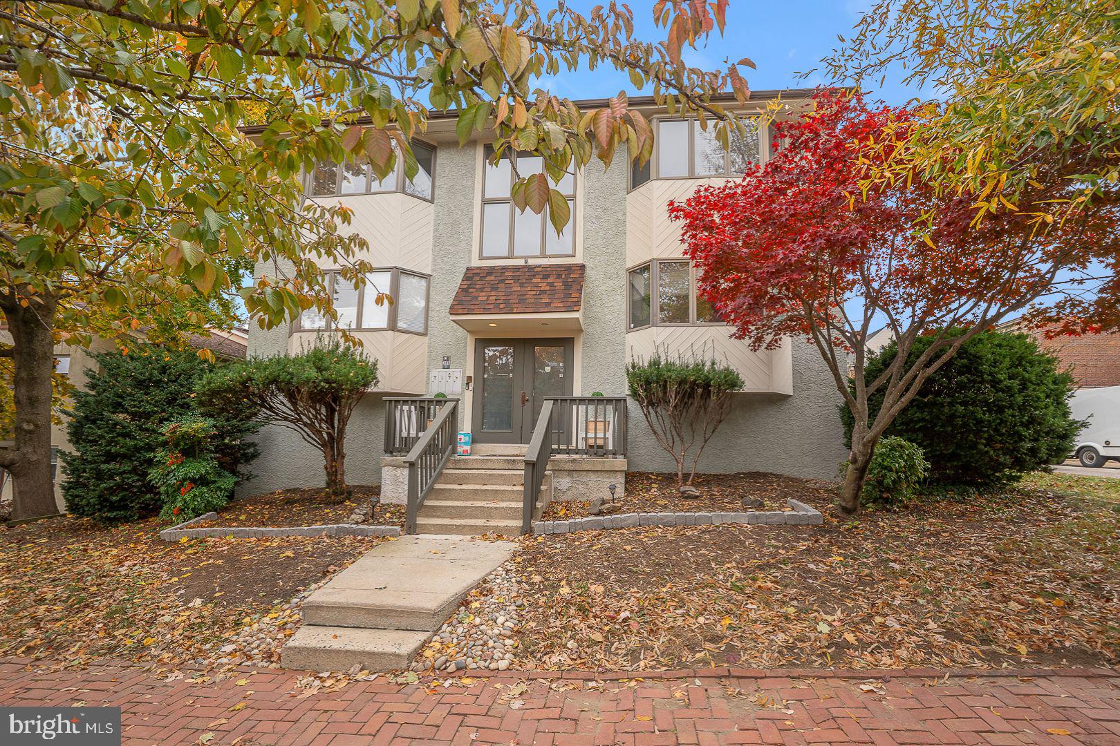 HICKORY HILL - Residential