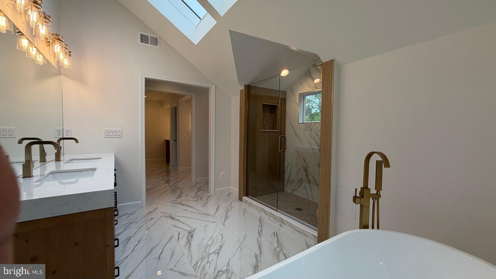 BEALLMOUNT - Residential