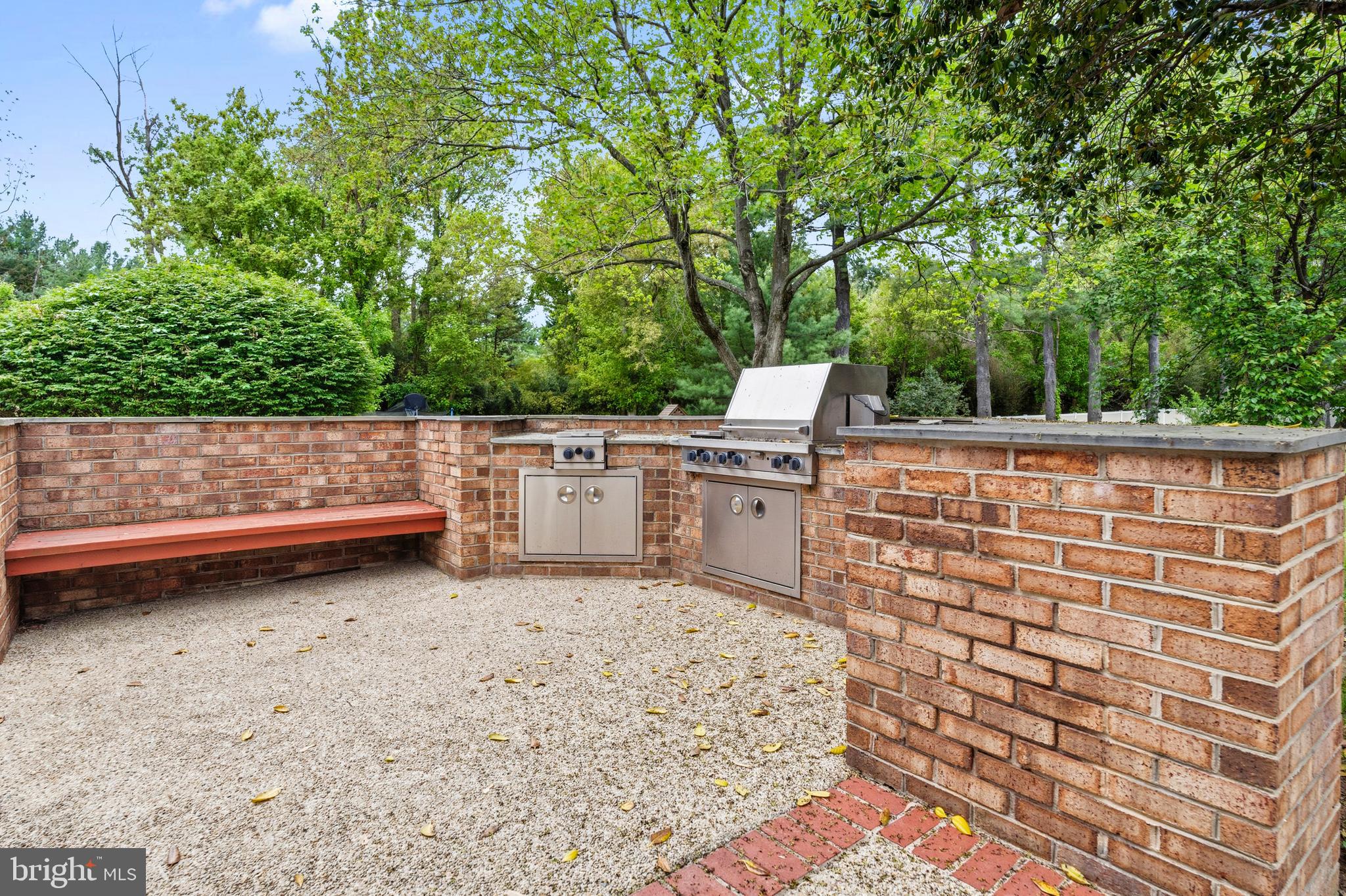 BEALLMOUNT - Residential
