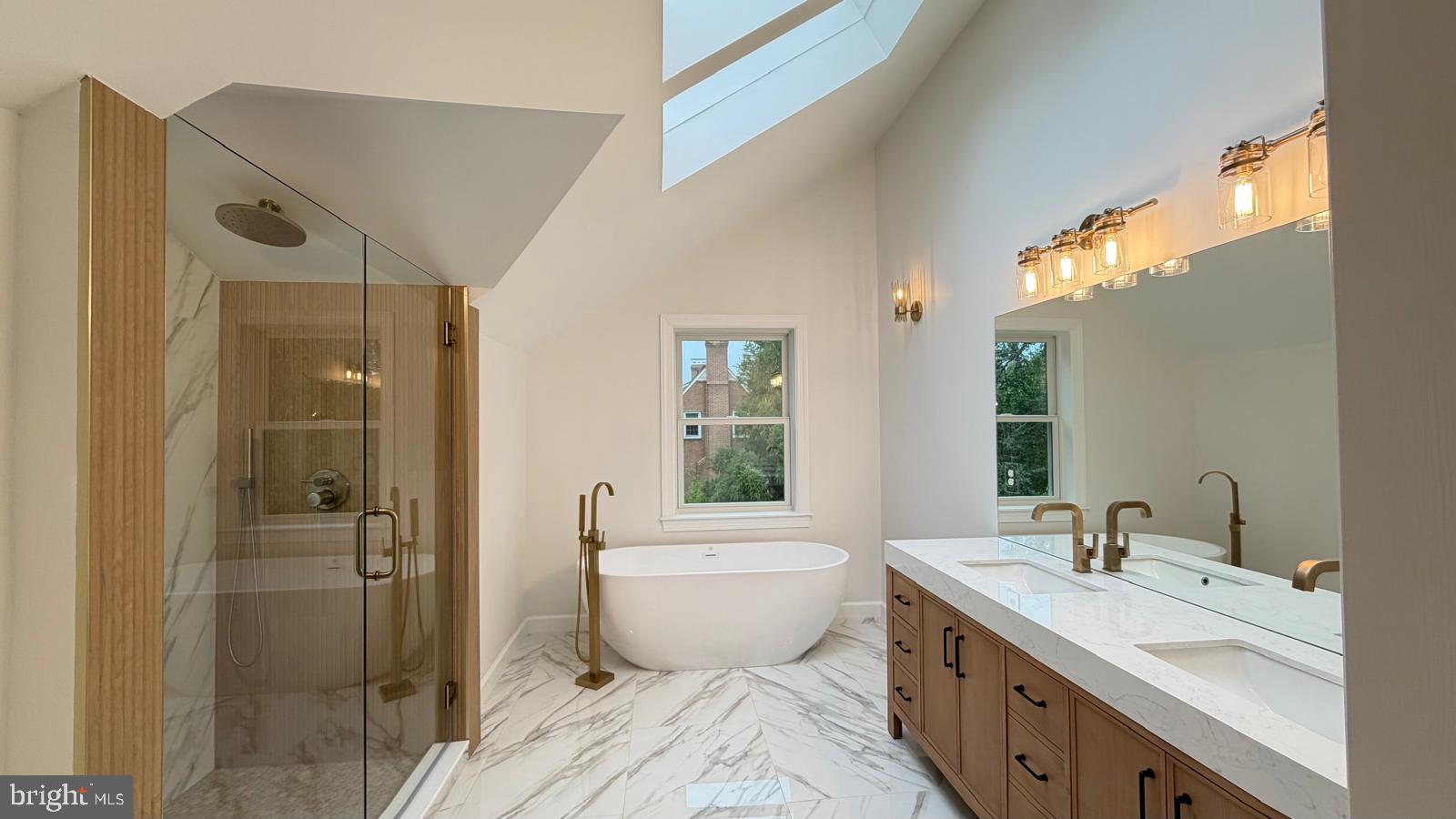 BEALLMOUNT - Residential