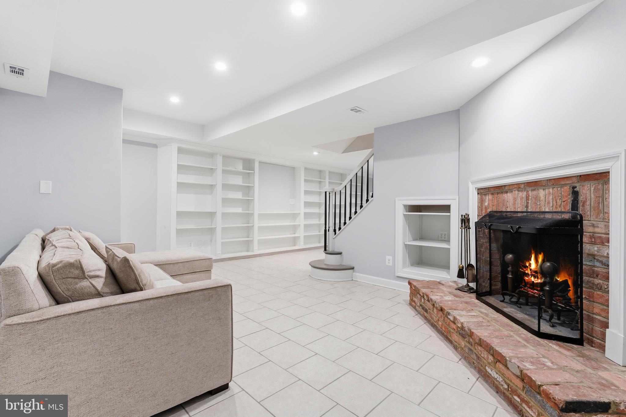 BEALLMOUNT - Residential