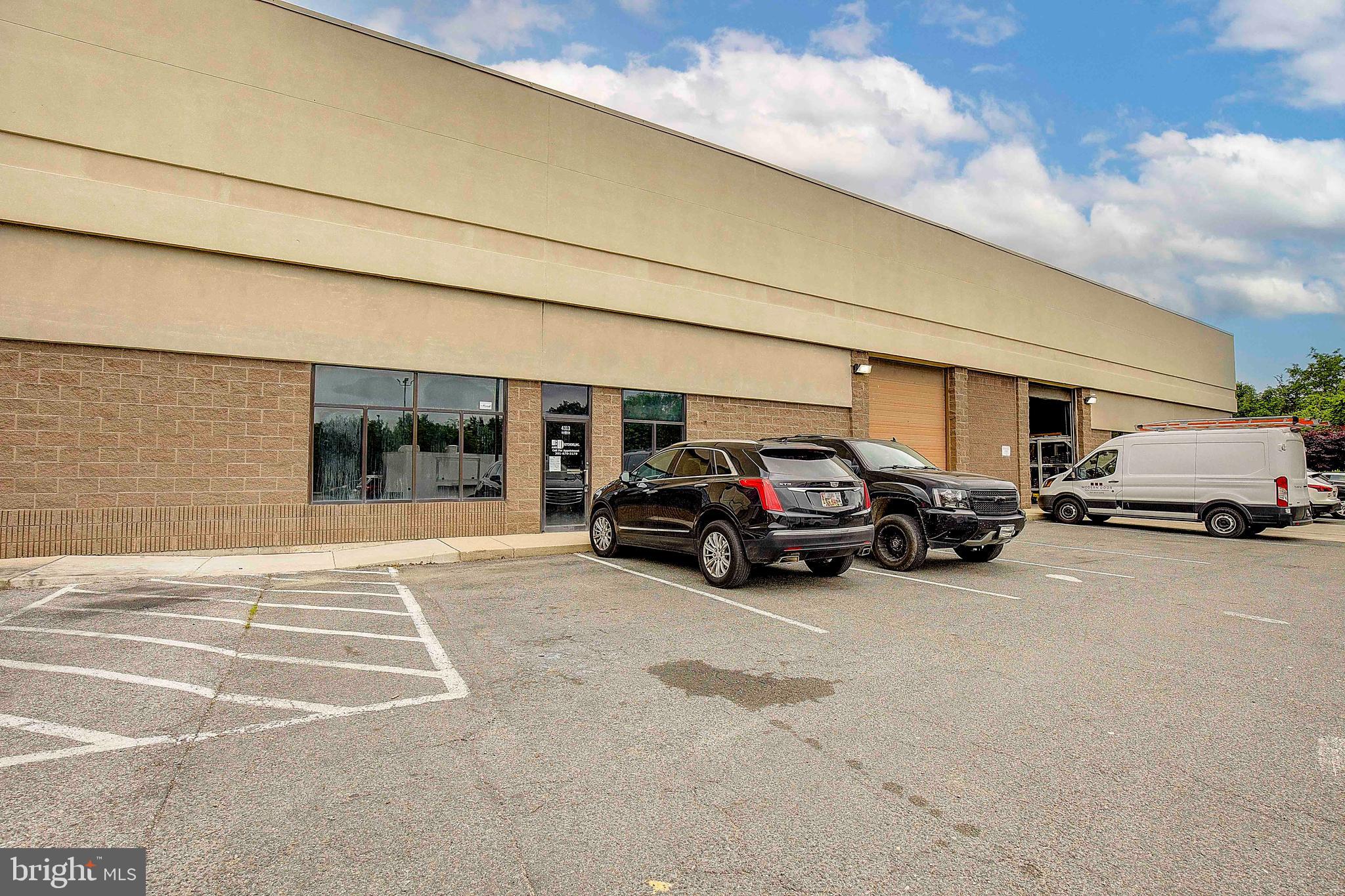4313 CHARLES CROSSING DRIVE