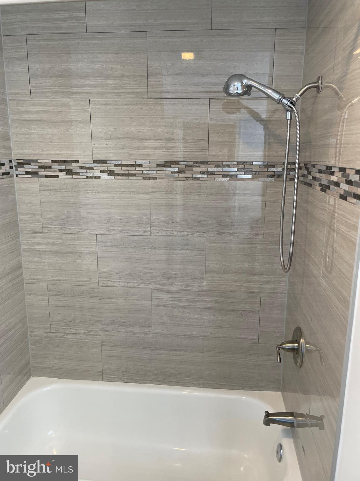 SEQUOIA LEA - Residential Lease