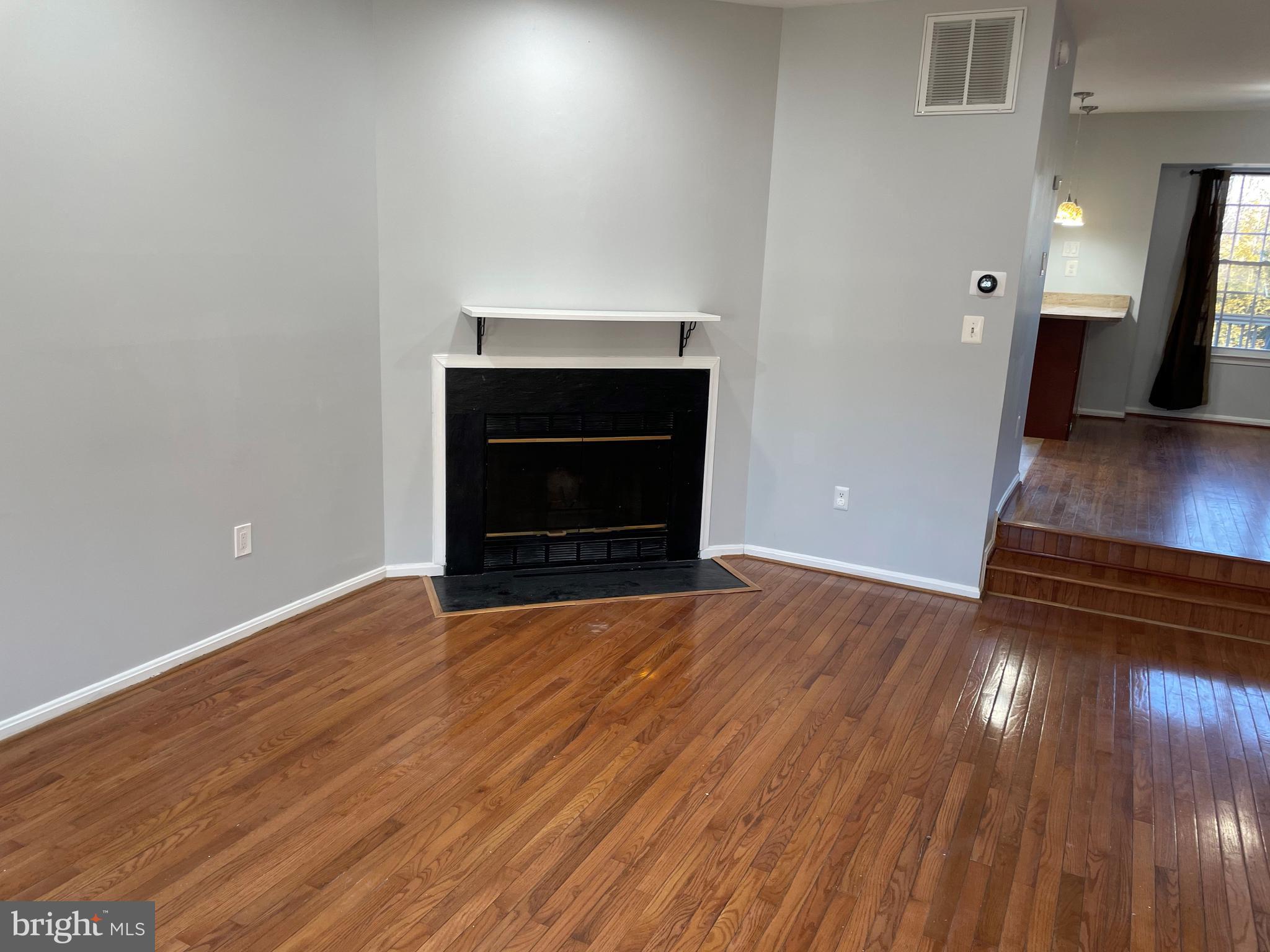 SEQUOIA LEA - Residential Lease