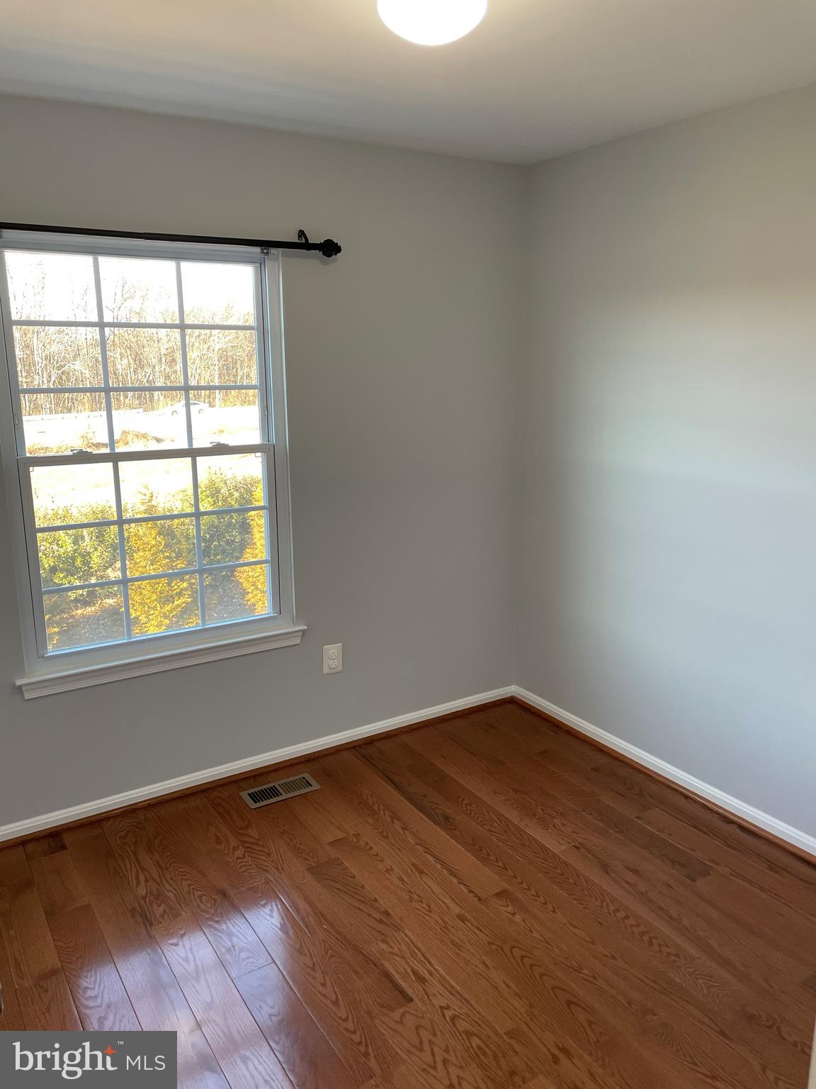 SEQUOIA LEA - Residential Lease