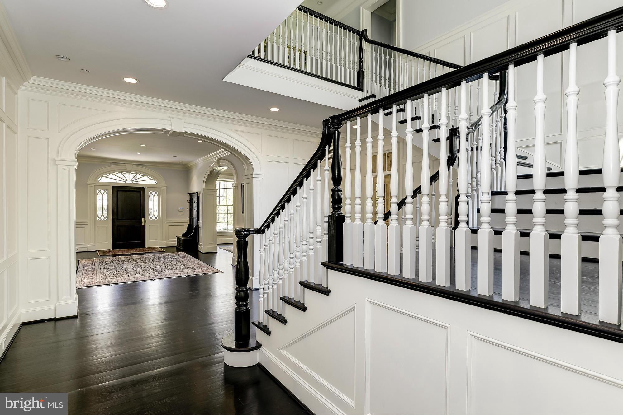 BRADLEY HILLS GROVE - Residential