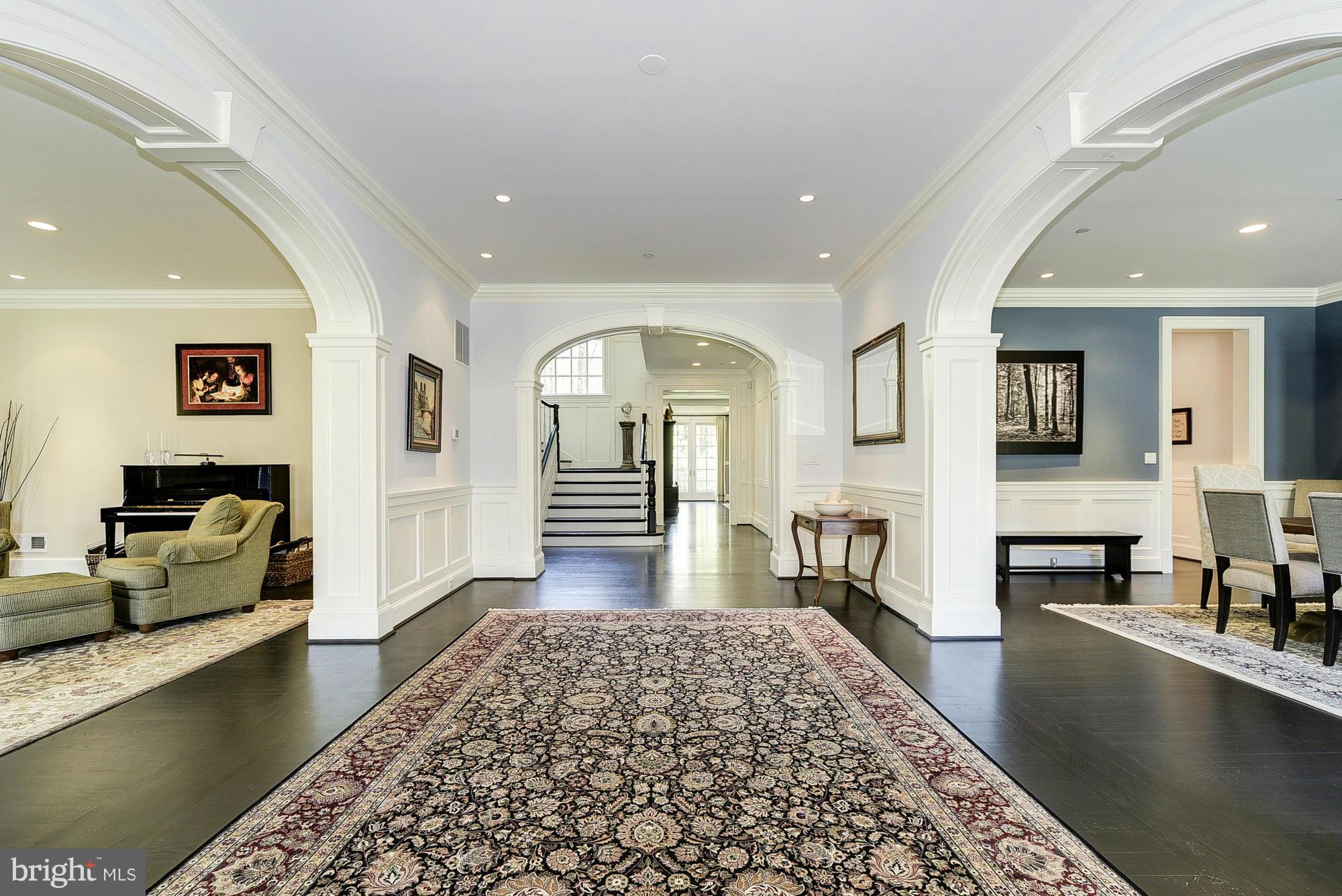 BRADLEY HILLS GROVE - Residential