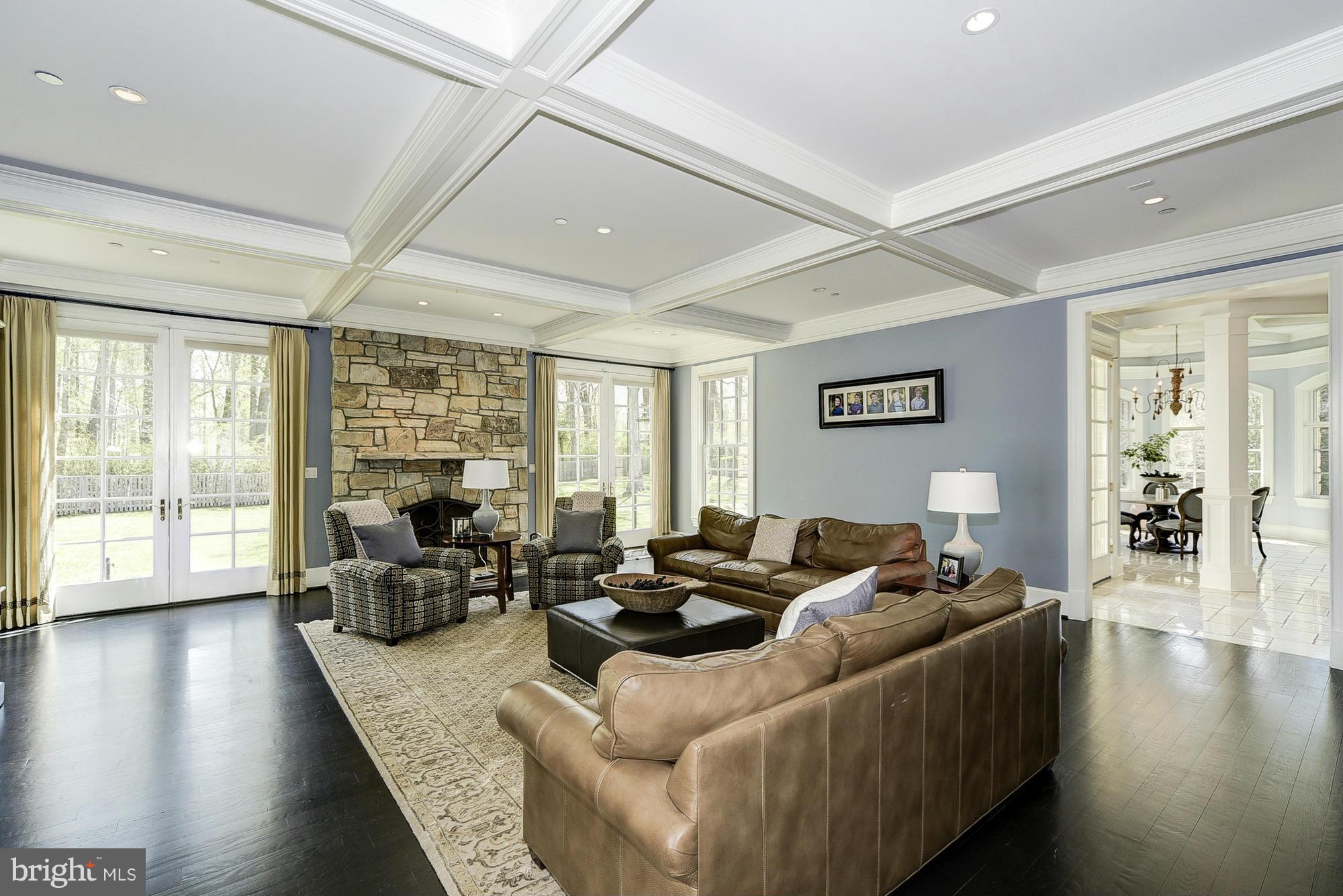 BRADLEY HILLS GROVE - Residential