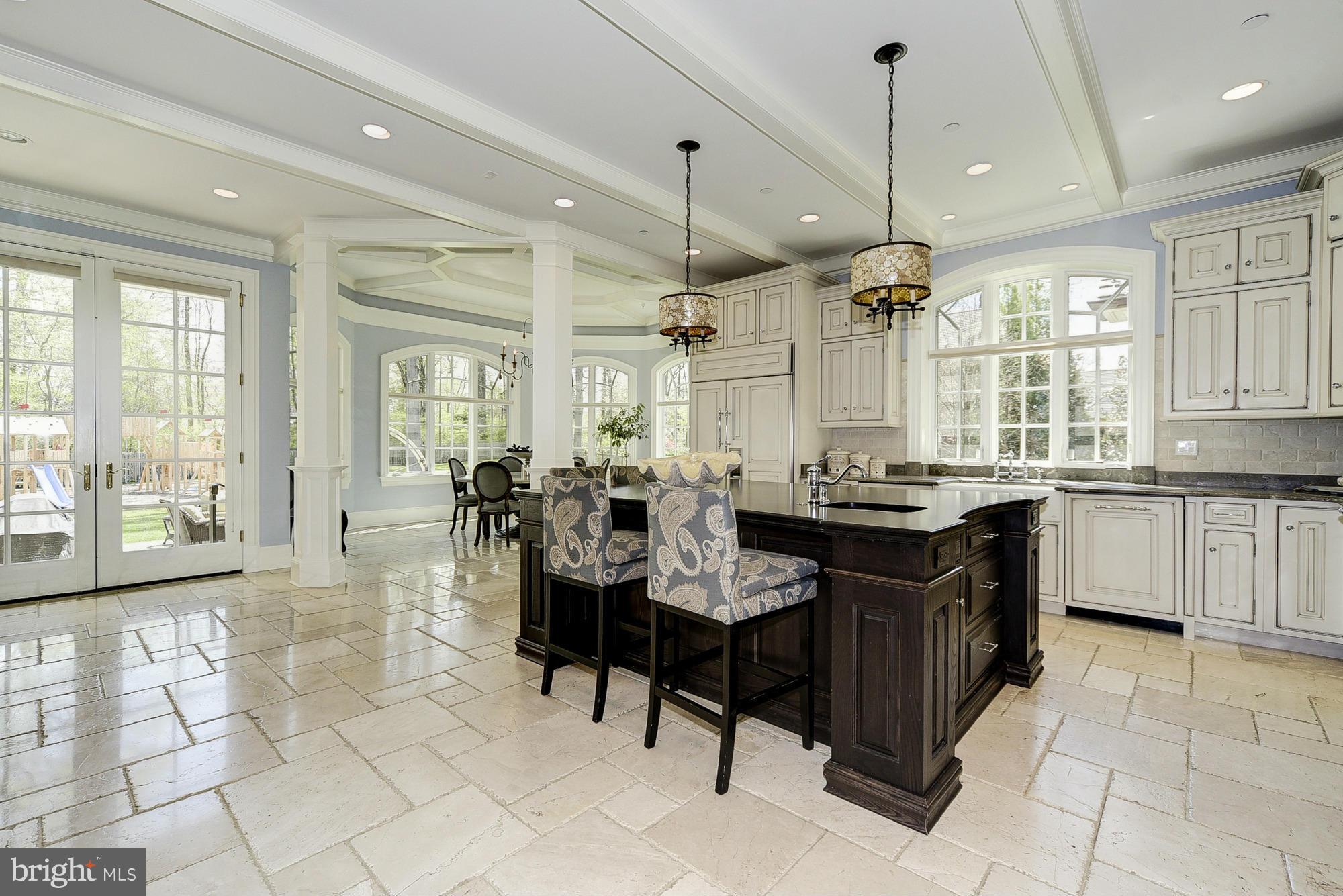 BRADLEY HILLS GROVE - Residential