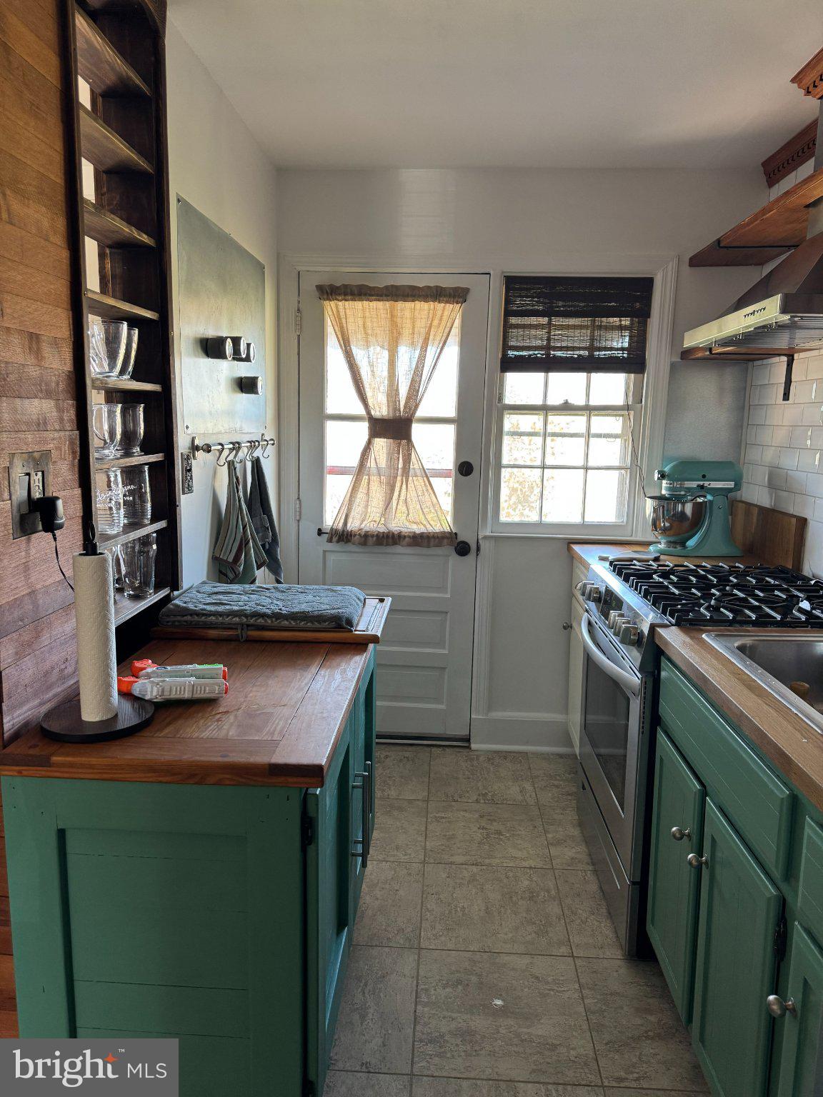 LAKELAND - Residential