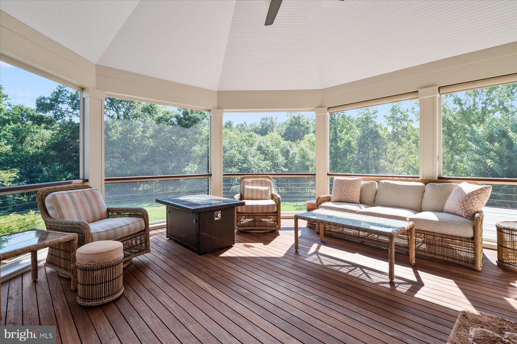 ASHLEIGH KNOLLS - Residential