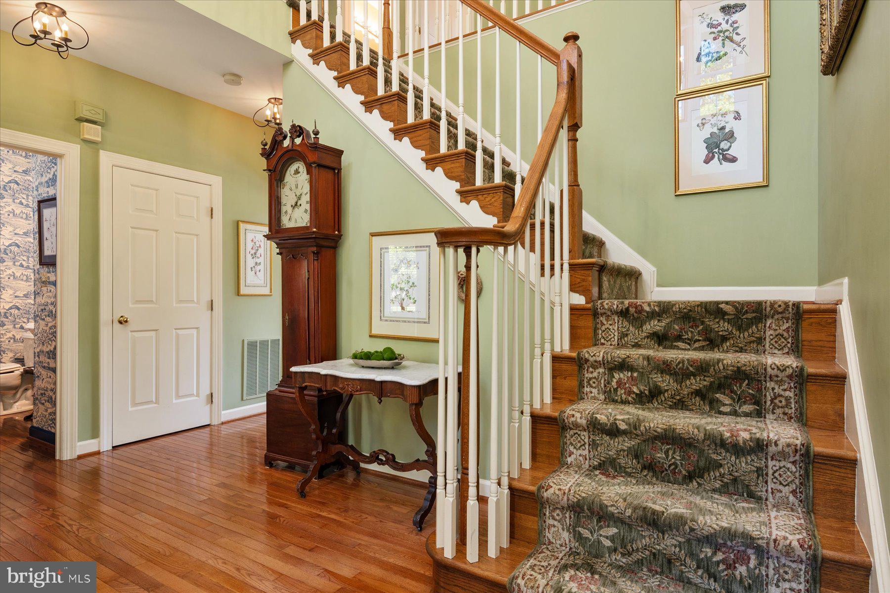 ASHLEIGH KNOLLS - Residential