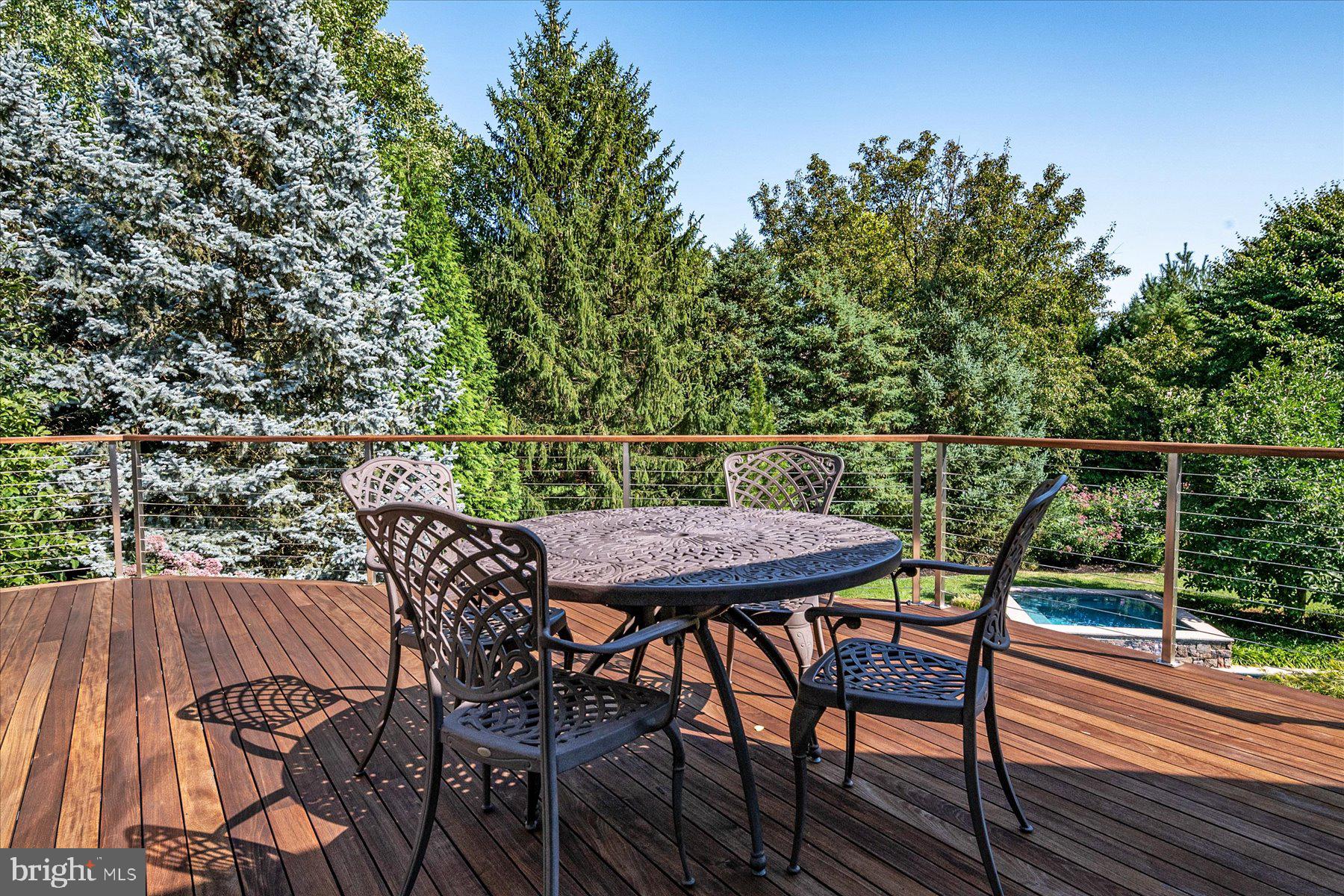 ASHLEIGH KNOLLS - Residential