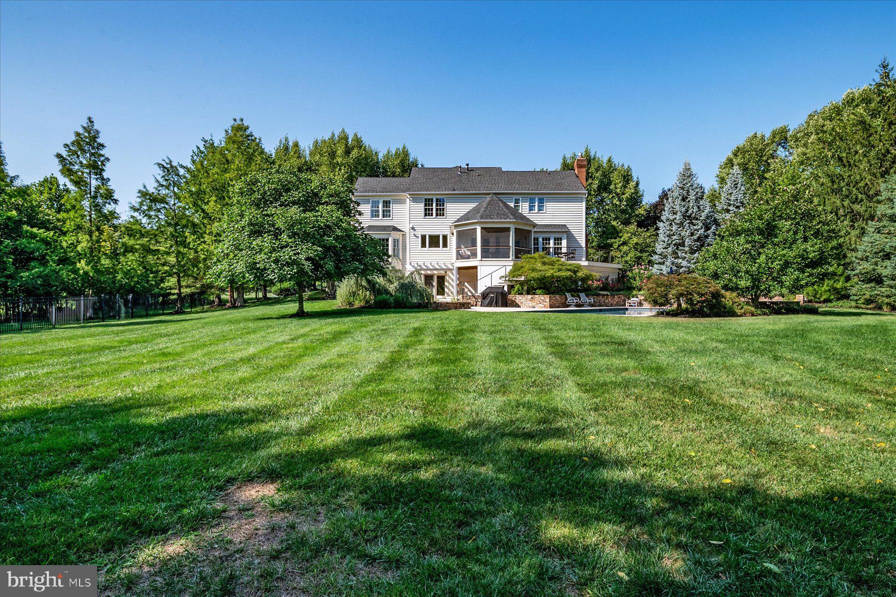 ASHLEIGH KNOLLS - Residential