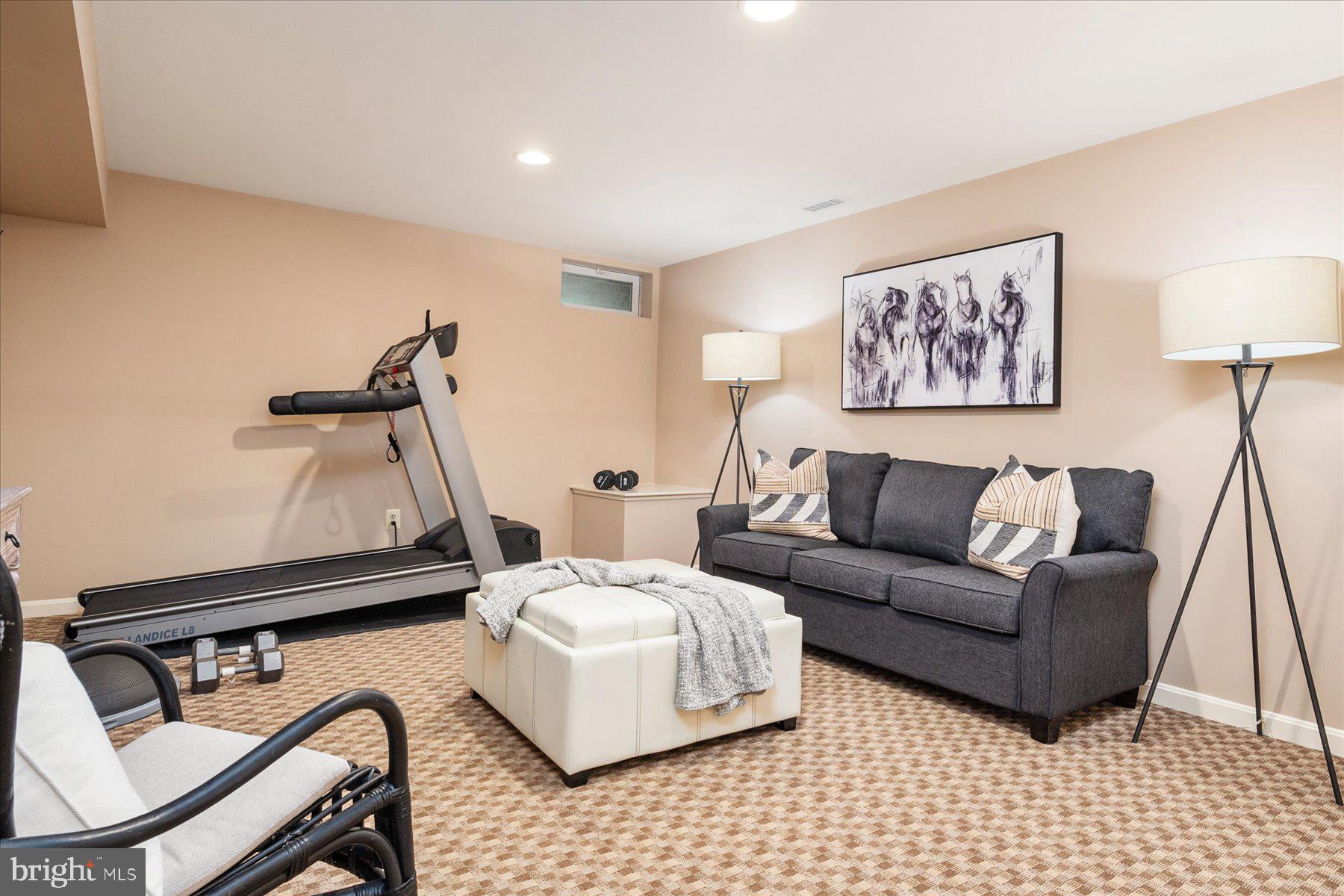 ASHLEIGH KNOLLS - Residential