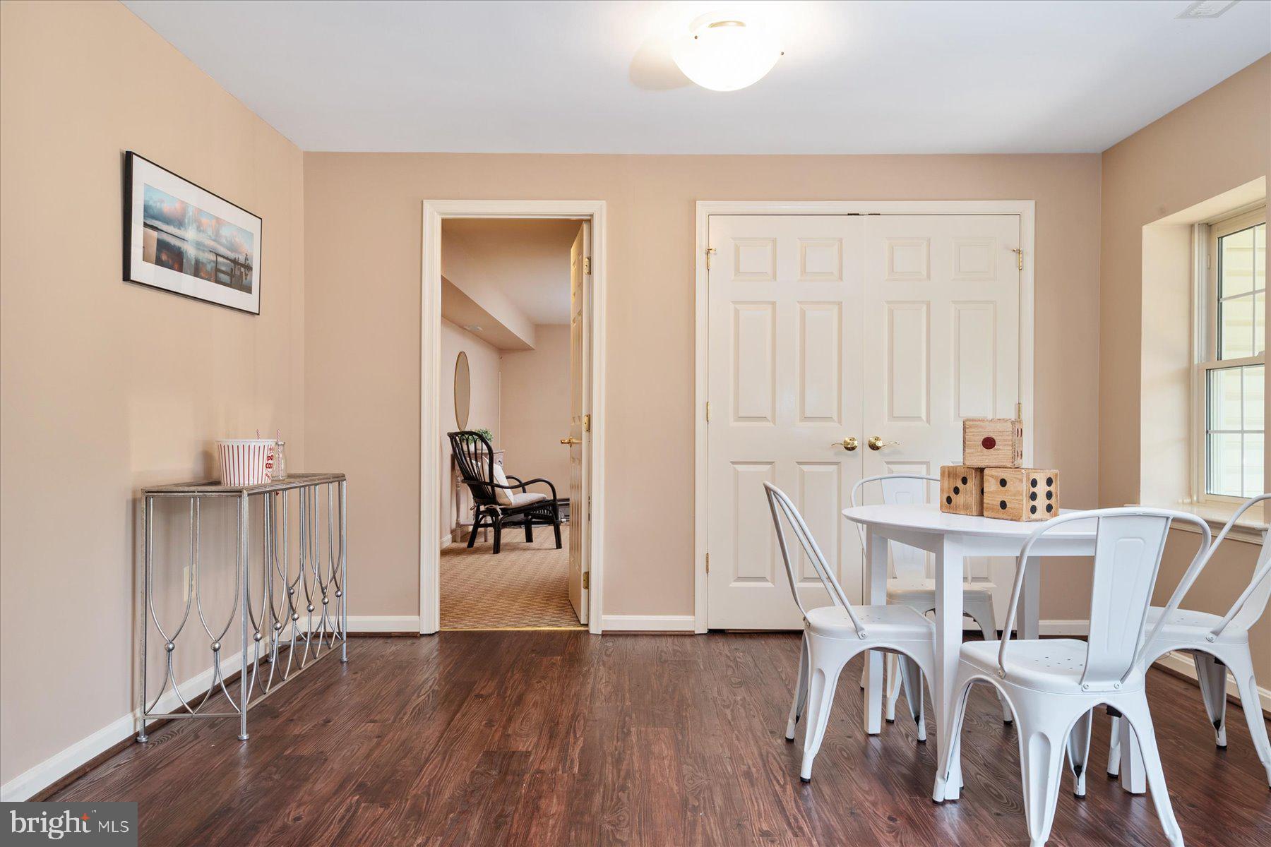 ASHLEIGH KNOLLS - Residential