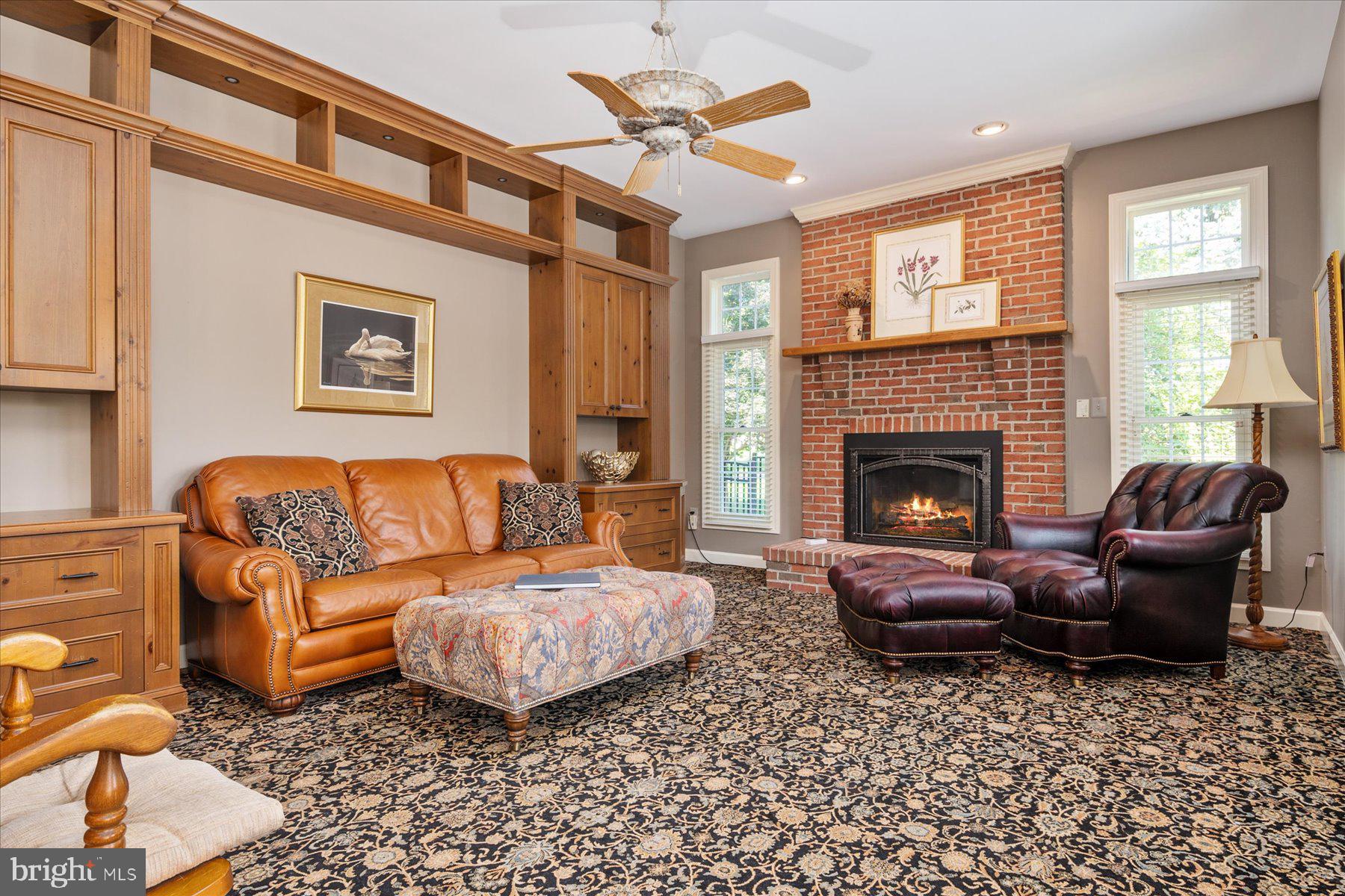 ASHLEIGH KNOLLS - Residential