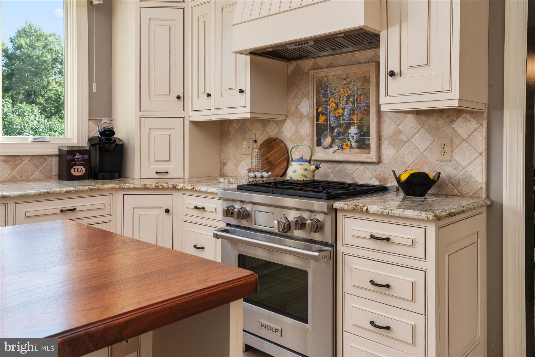 ASHLEIGH KNOLLS - Residential