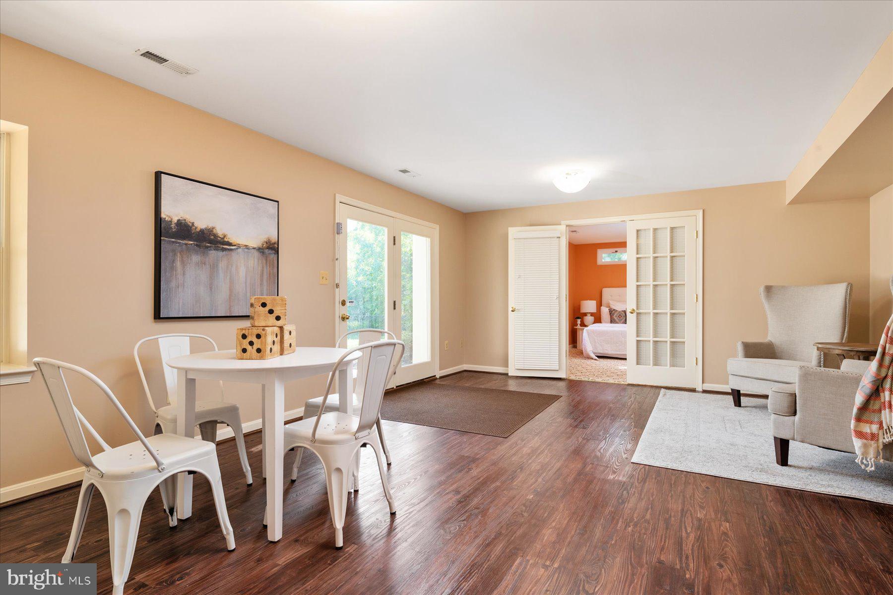 ASHLEIGH KNOLLS - Residential