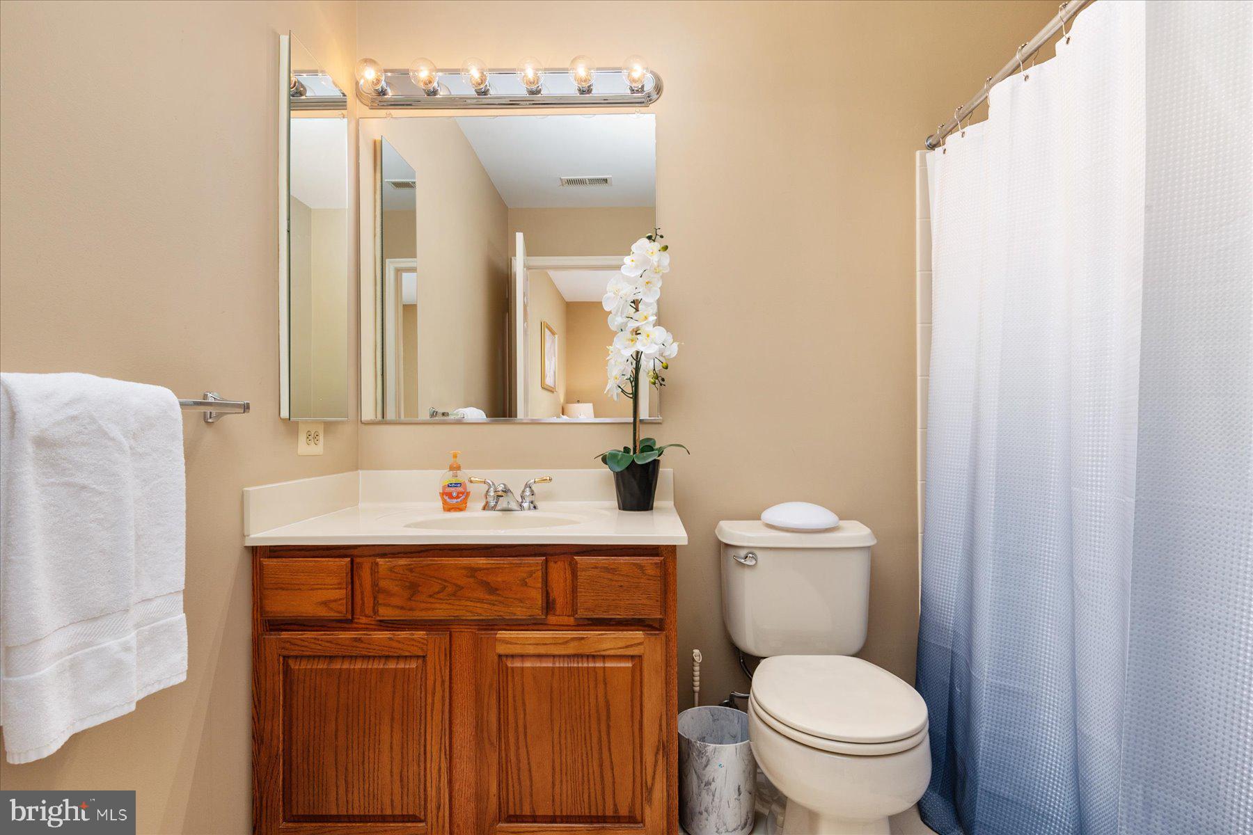 ASHLEIGH KNOLLS - Residential