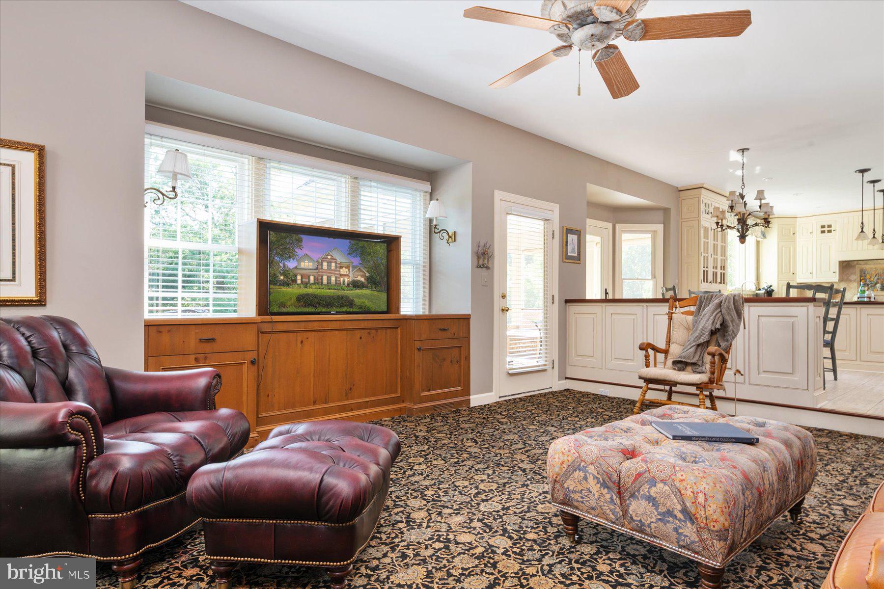 ASHLEIGH KNOLLS - Residential