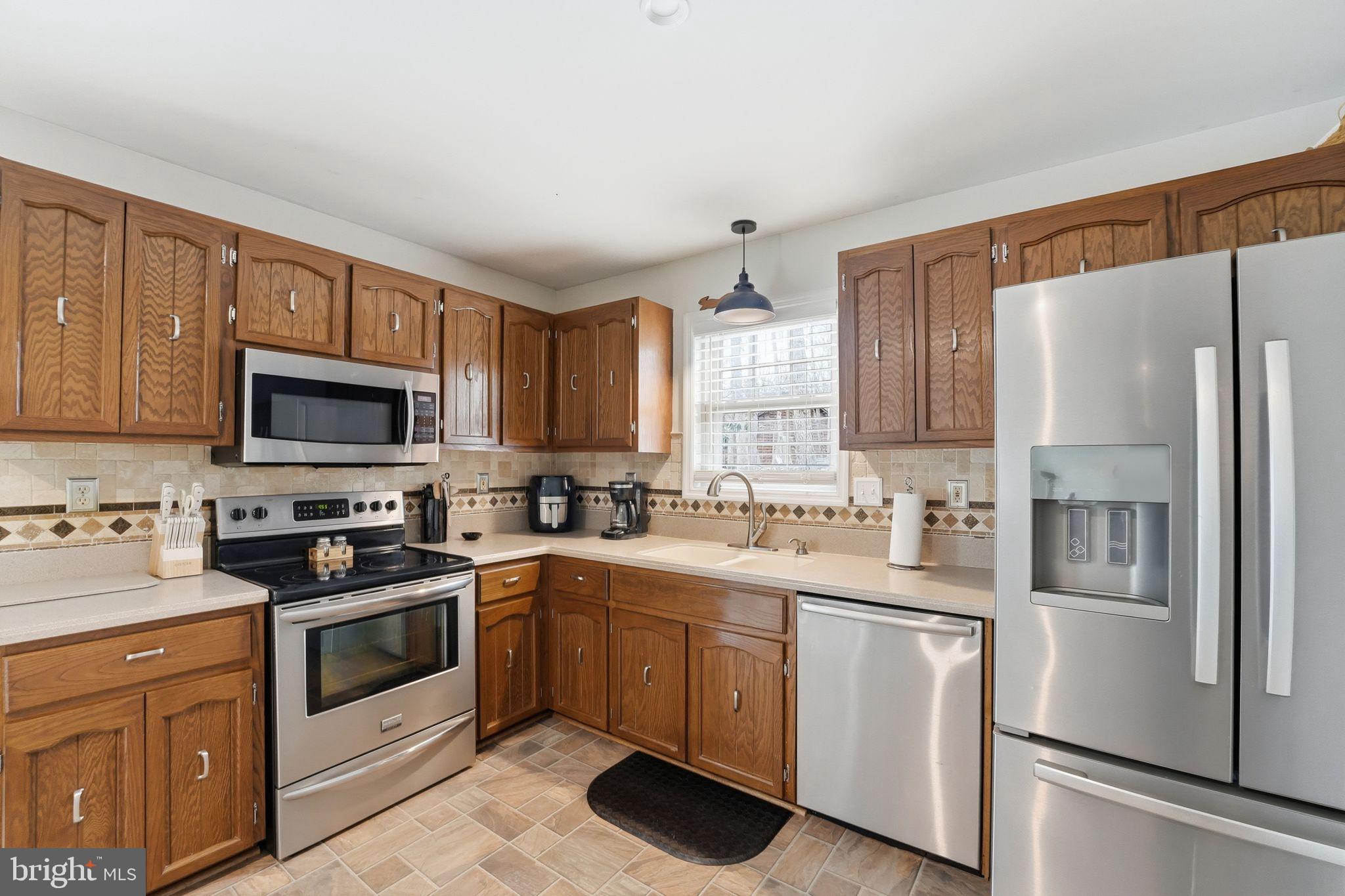 LAKE HOLIDAY ESTATES - Residential