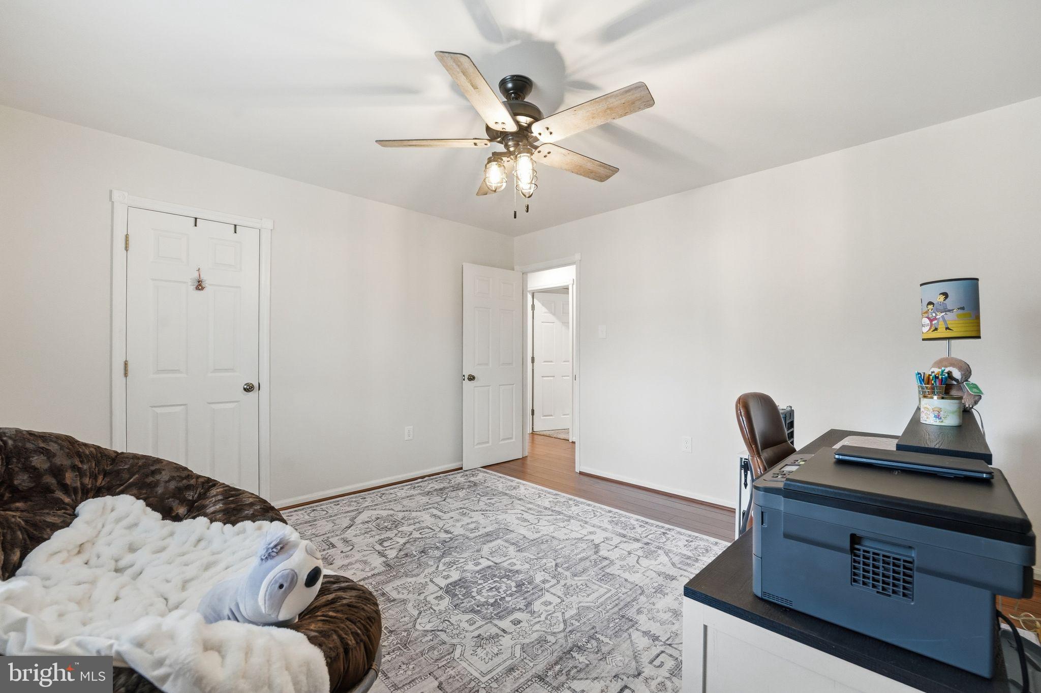 LAKE HOLIDAY ESTATES - Residential