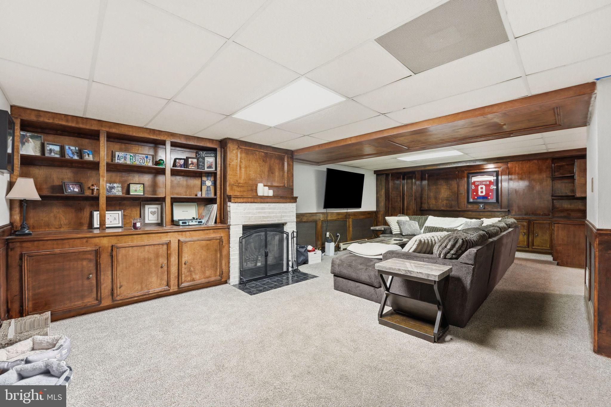 LAKE HOLIDAY ESTATES - Residential